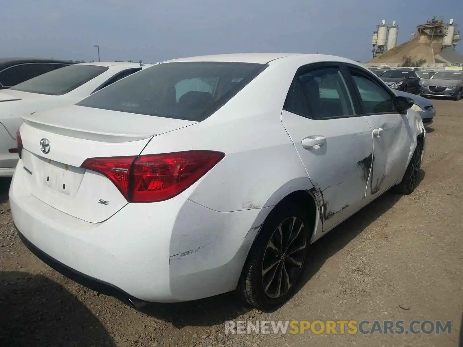 4 Photograph of a damaged car 2T1BURHEXKC138784 TOYOTA COROLLA 2019