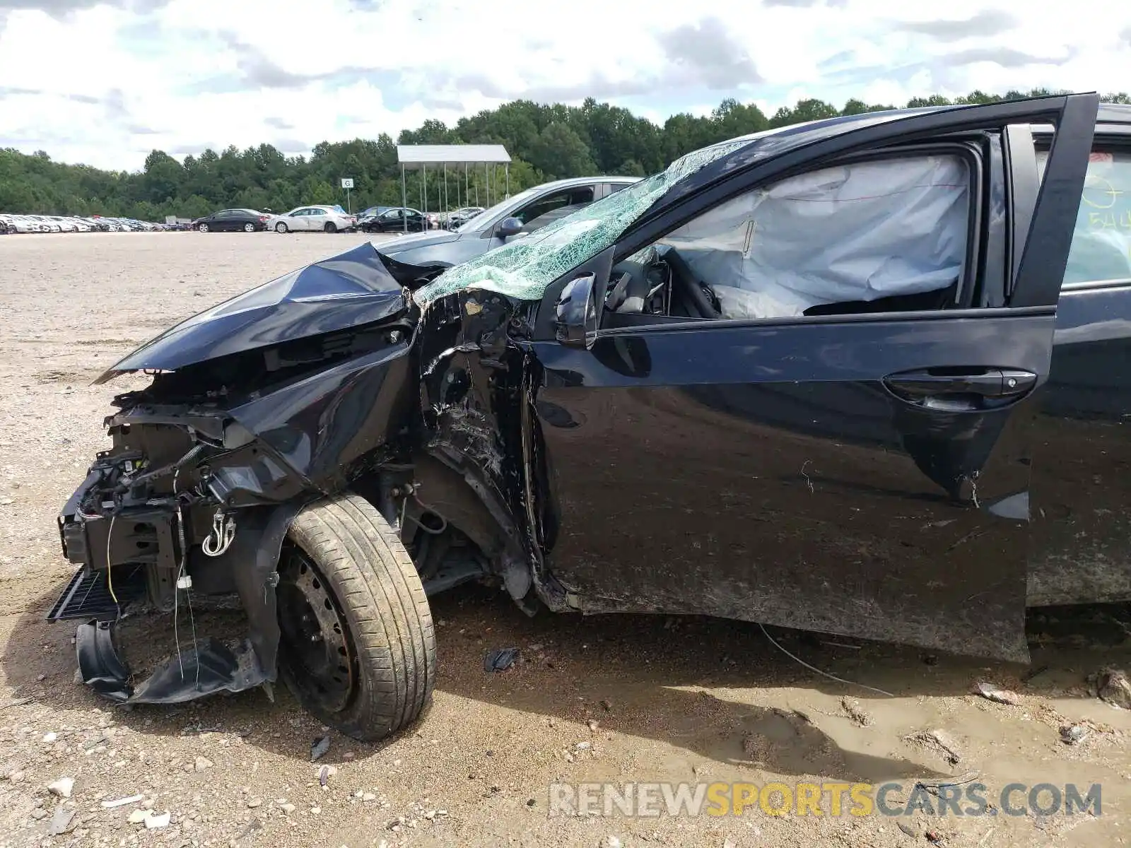 9 Photograph of a damaged car 2T1BURHEXKC140311 TOYOTA COROLLA 2019