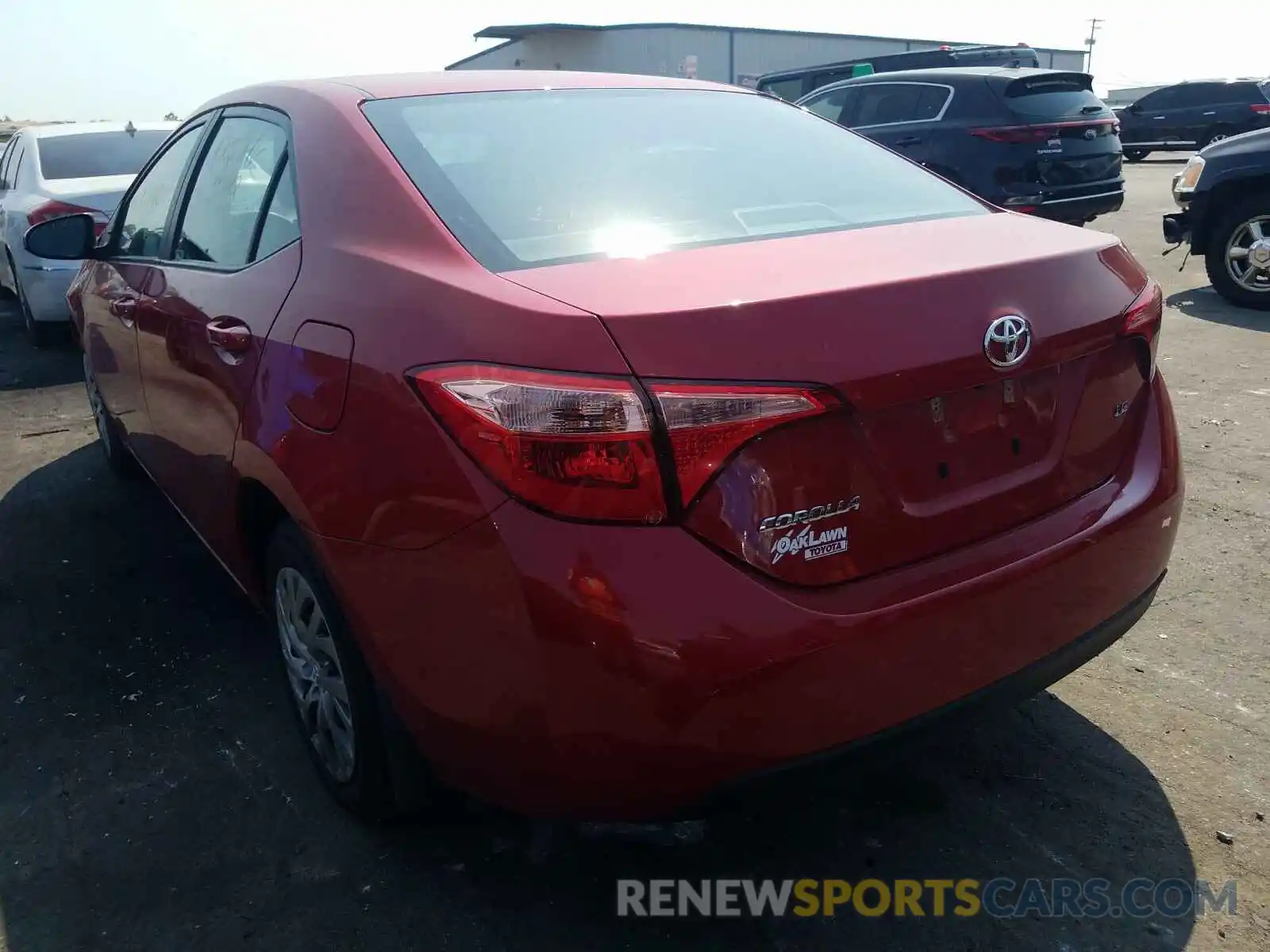 3 Photograph of a damaged car 2T1BURHEXKC140471 TOYOTA COROLLA 2019