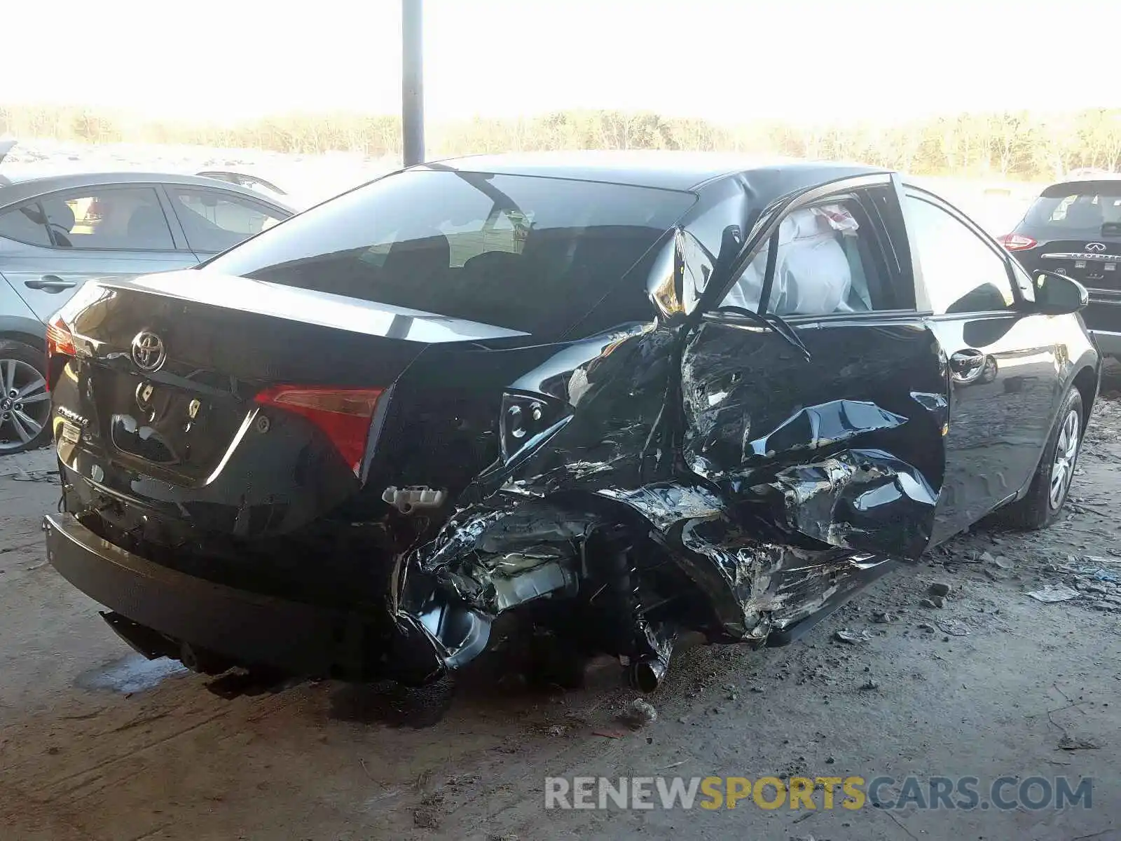 4 Photograph of a damaged car 2T1BURHEXKC141197 TOYOTA COROLLA 2019