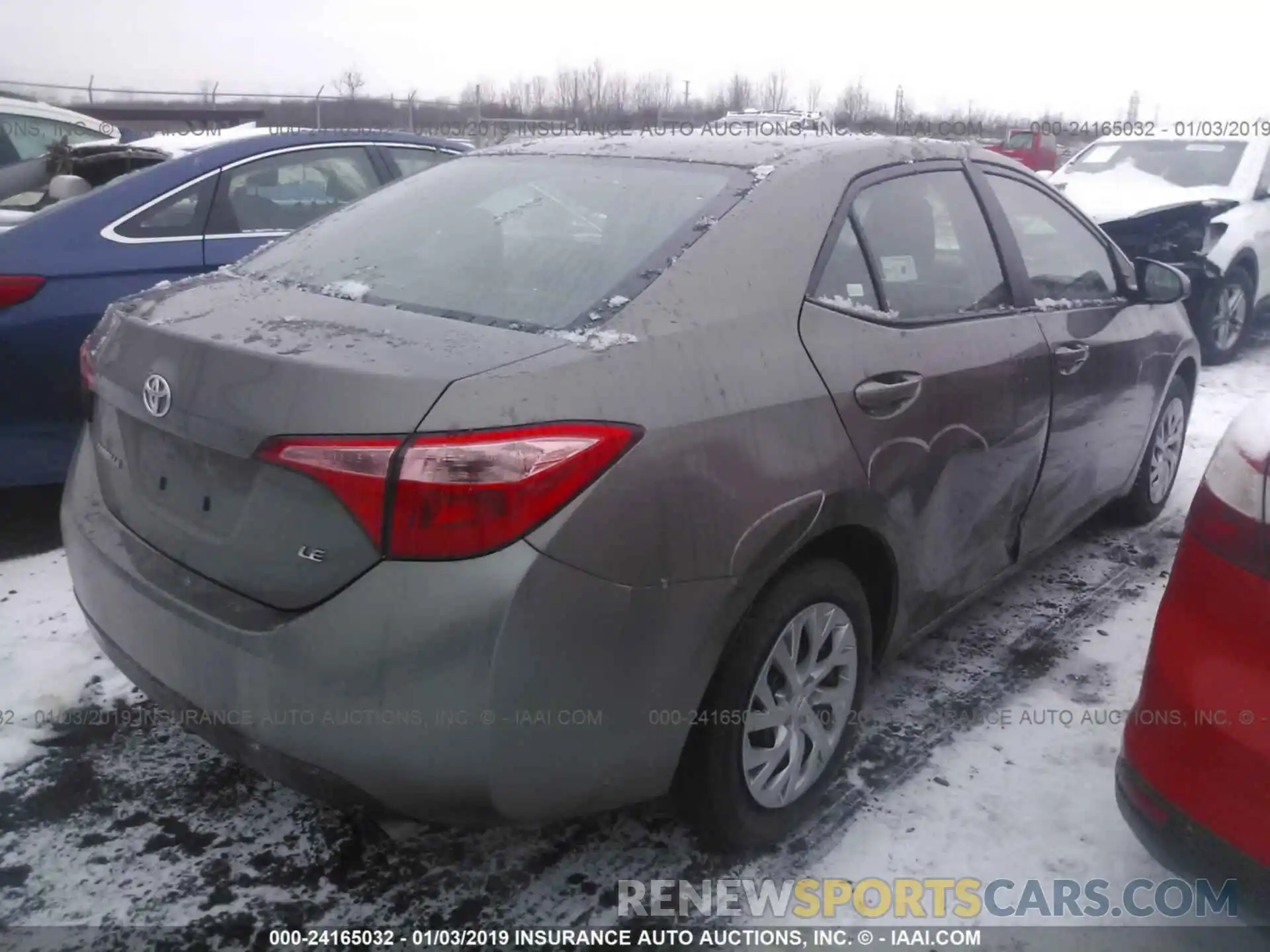 4 Photograph of a damaged car 2T1BURHEXKC142611 TOYOTA COROLLA 2019