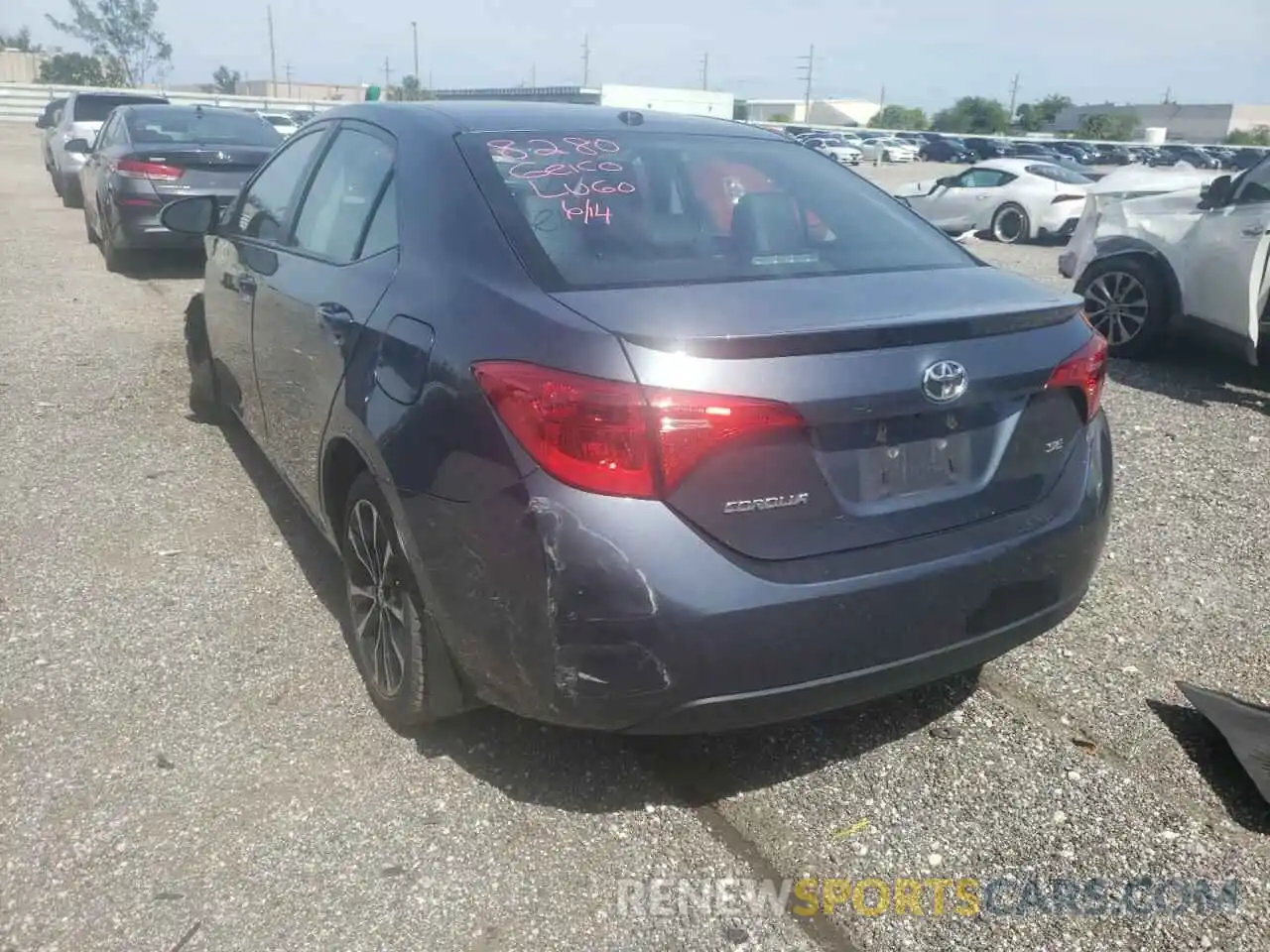 3 Photograph of a damaged car 2T1BURHEXKC143709 TOYOTA COROLLA 2019