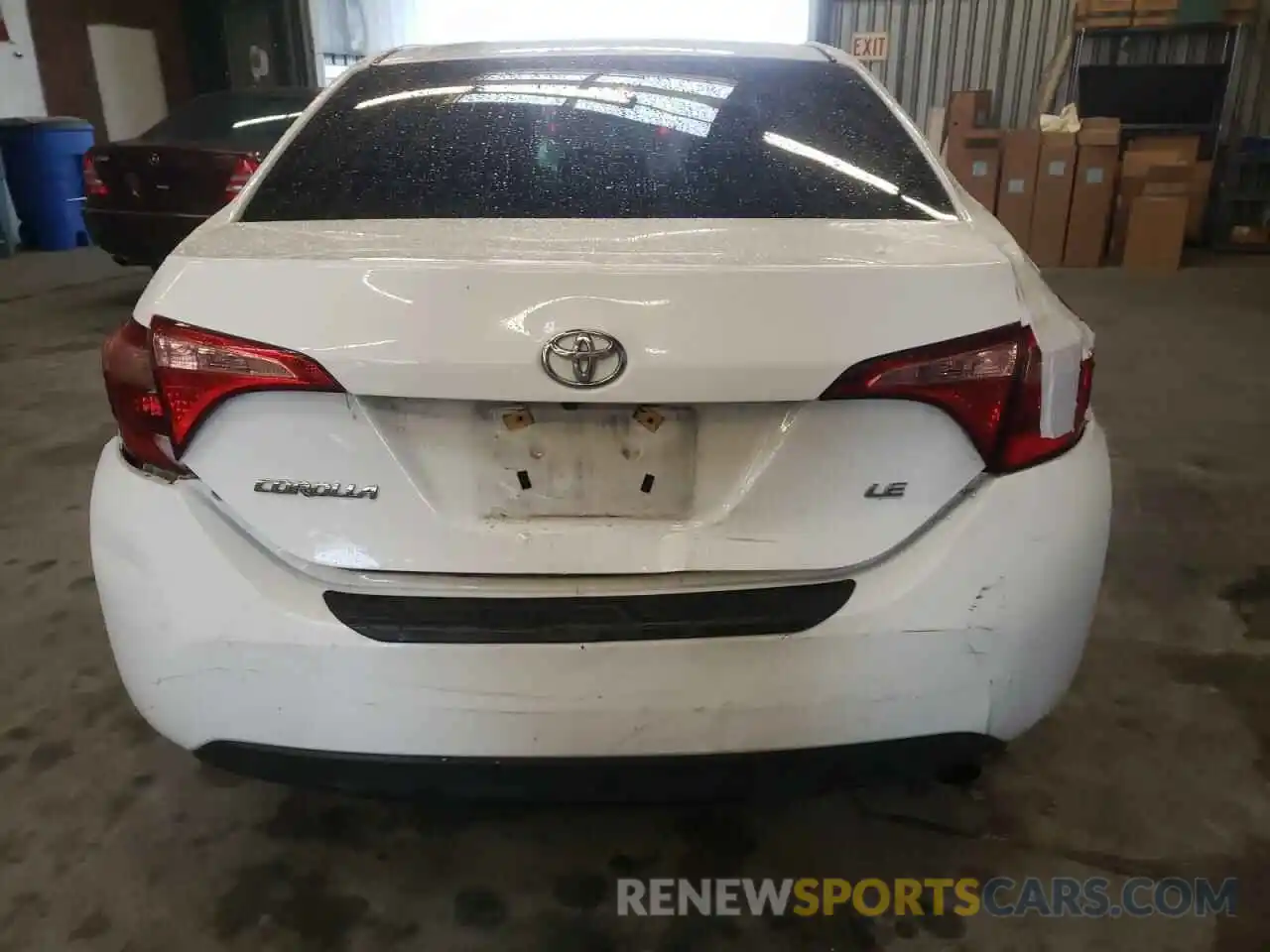 9 Photograph of a damaged car 2T1BURHEXKC144018 TOYOTA COROLLA 2019