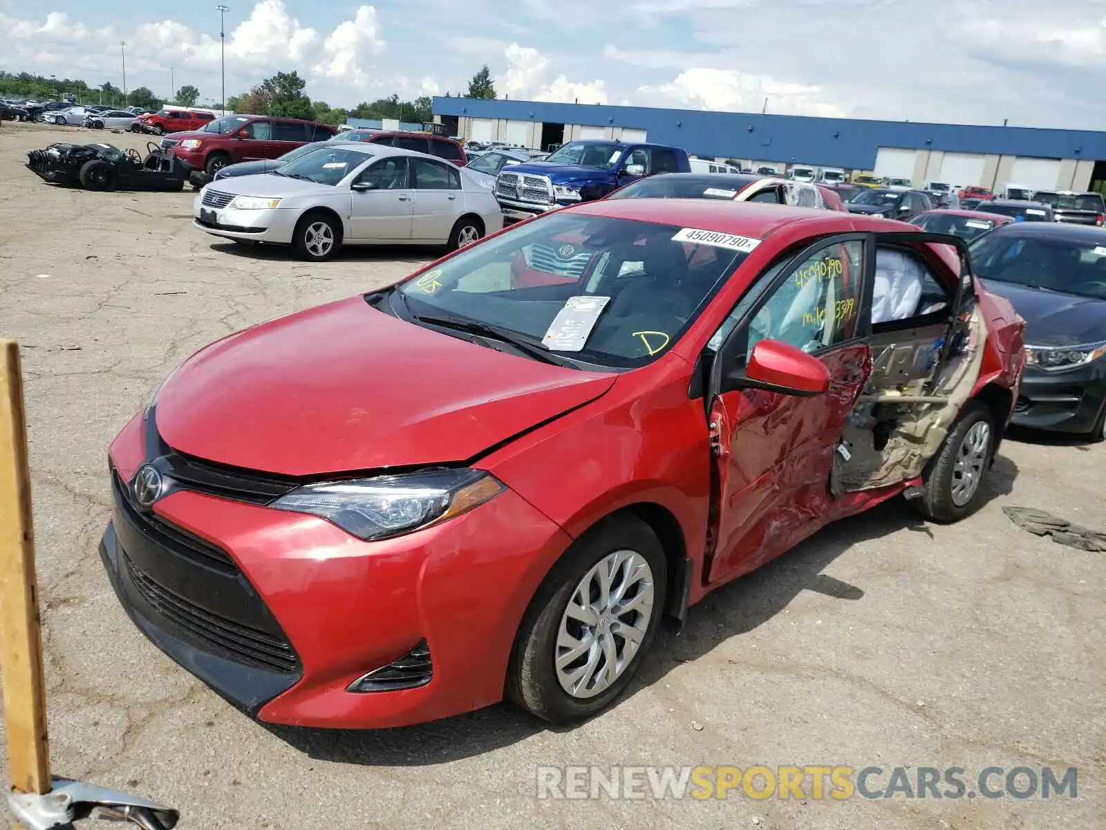 2 Photograph of a damaged car 2T1BURHEXKC144746 TOYOTA COROLLA 2019