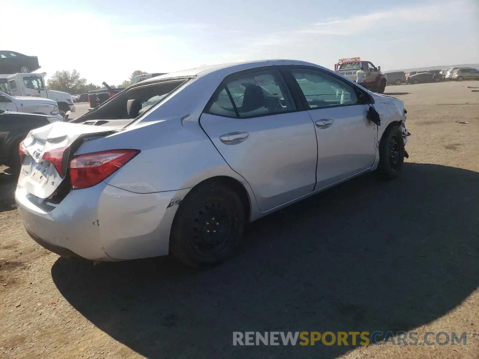 4 Photograph of a damaged car 2T1BURHEXKC145945 TOYOTA COROLLA 2019