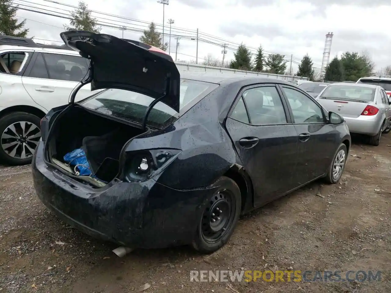 4 Photograph of a damaged car 2T1BURHEXKC146125 TOYOTA COROLLA 2019