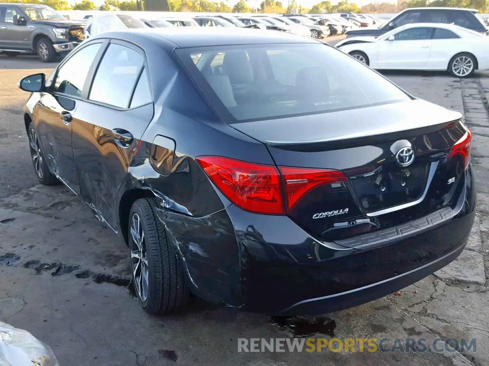 3 Photograph of a damaged car 2T1BURHEXKC146240 TOYOTA COROLLA 2019