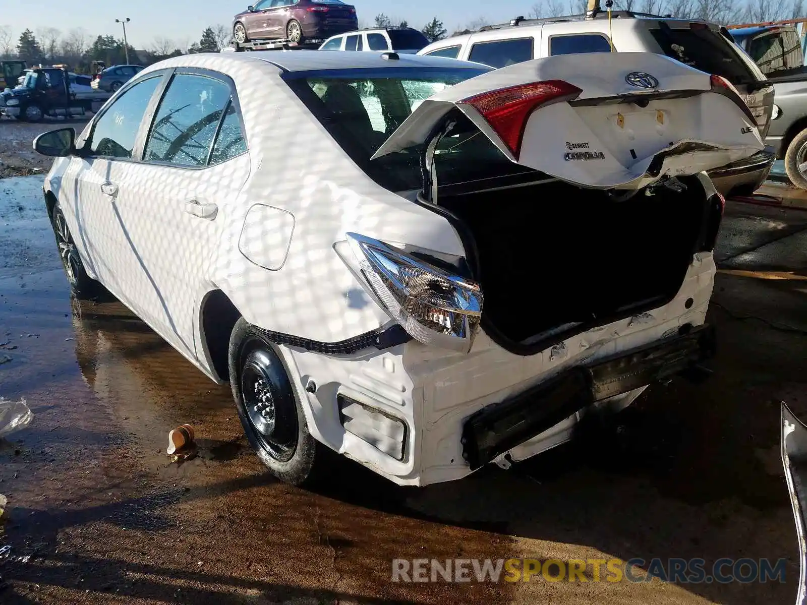 3 Photograph of a damaged car 2T1BURHEXKC146304 TOYOTA COROLLA 2019