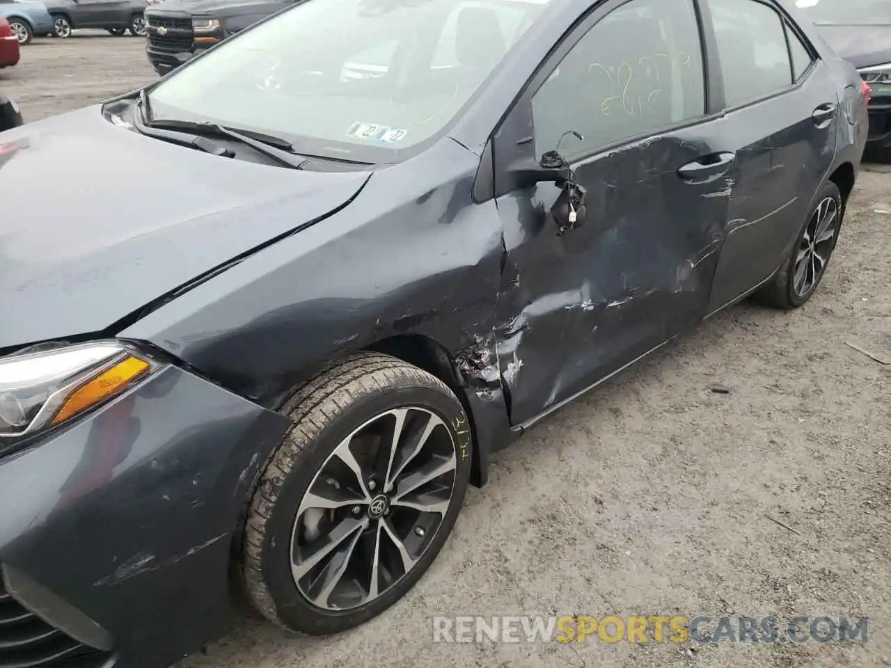 9 Photograph of a damaged car 2T1BURHEXKC147274 TOYOTA COROLLA 2019