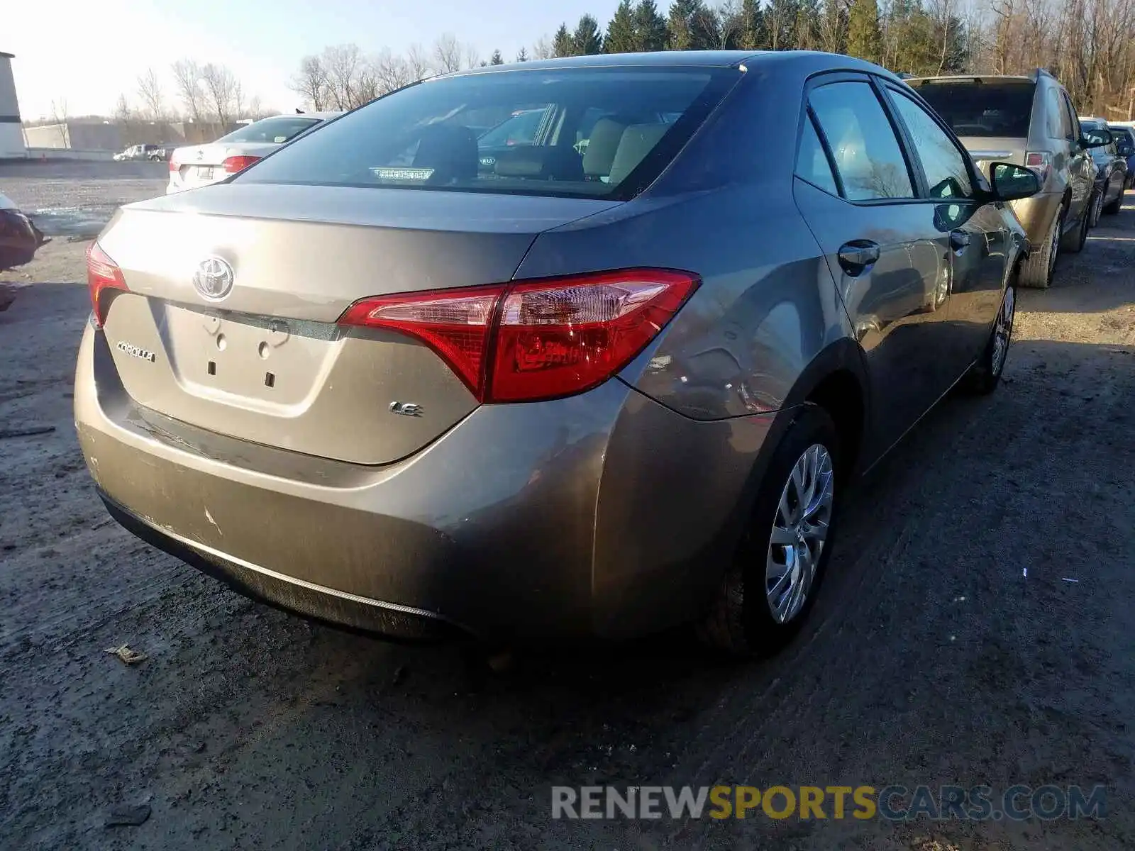 4 Photograph of a damaged car 2T1BURHEXKC148022 TOYOTA COROLLA 2019