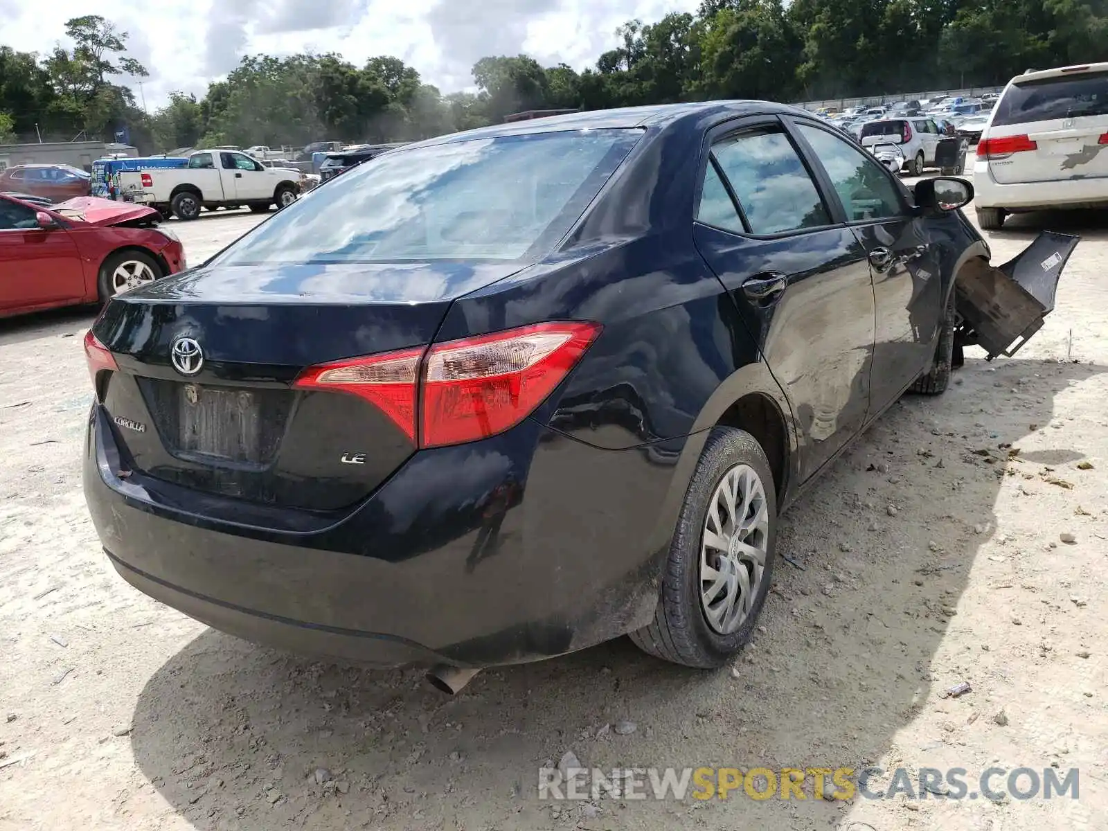 4 Photograph of a damaged car 2T1BURHEXKC148389 TOYOTA COROLLA 2019