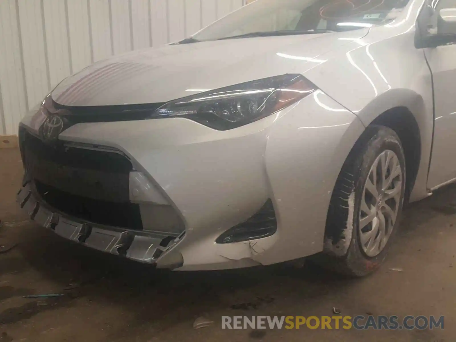 9 Photograph of a damaged car 2T1BURHEXKC149347 TOYOTA COROLLA 2019