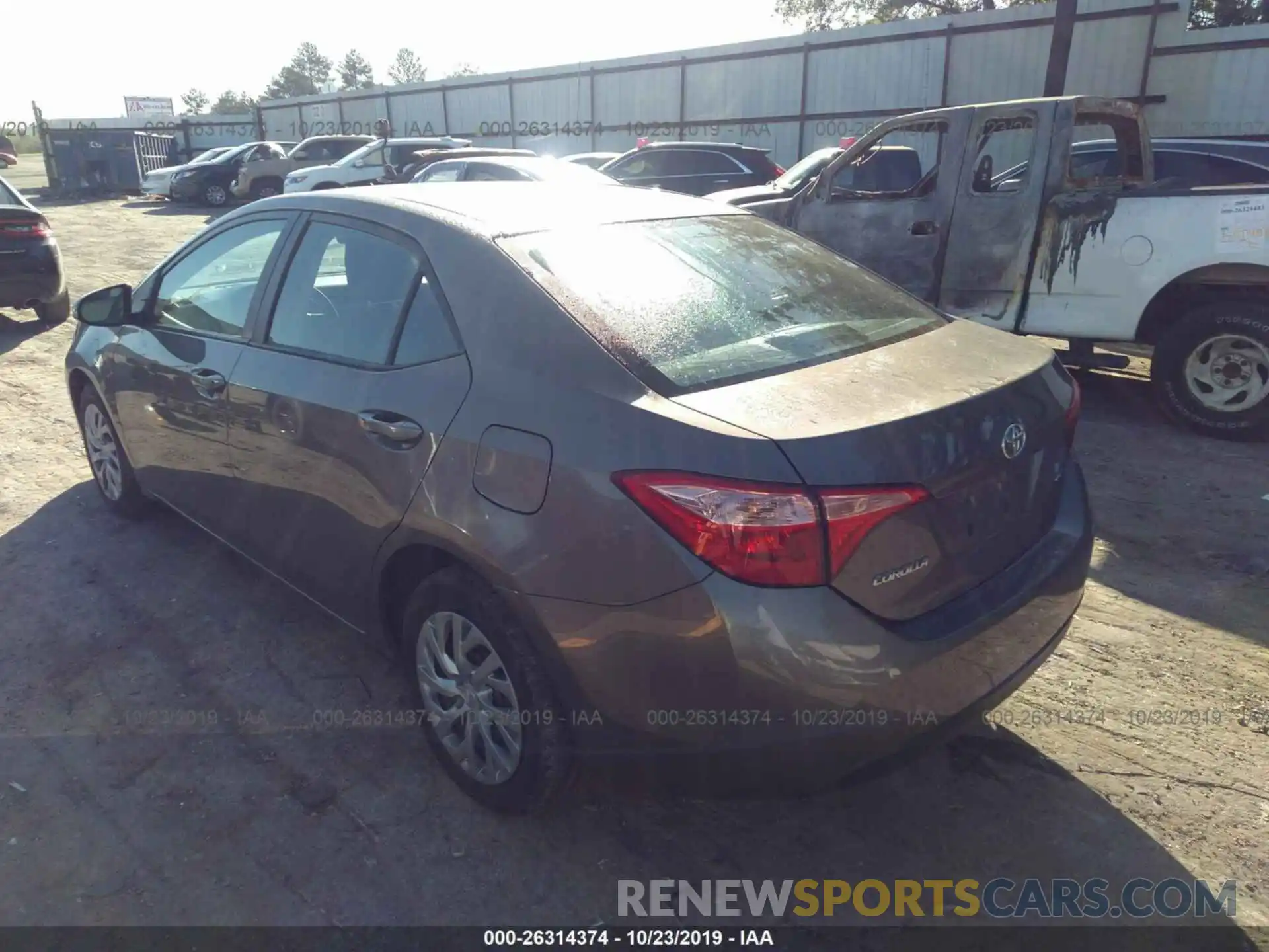 3 Photograph of a damaged car 2T1BURHEXKC152104 TOYOTA COROLLA 2019