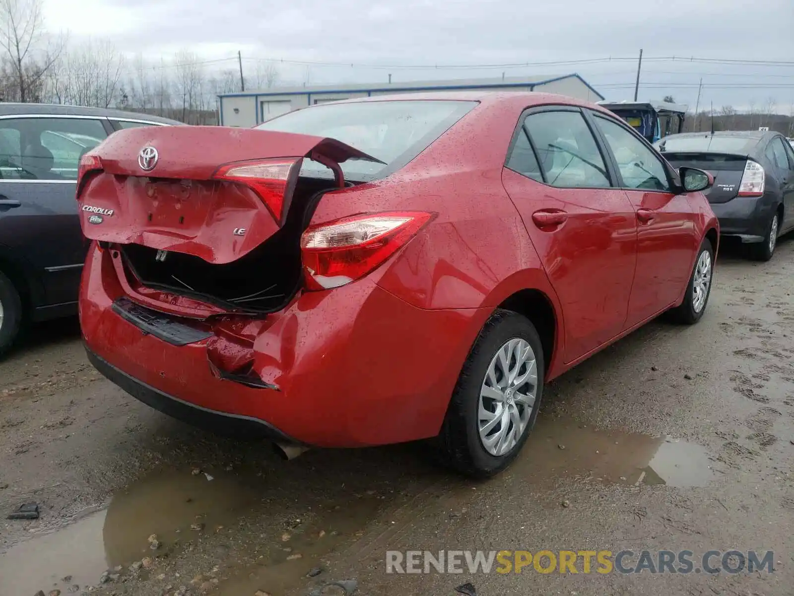 4 Photograph of a damaged car 2T1BURHEXKC152412 TOYOTA COROLLA 2019