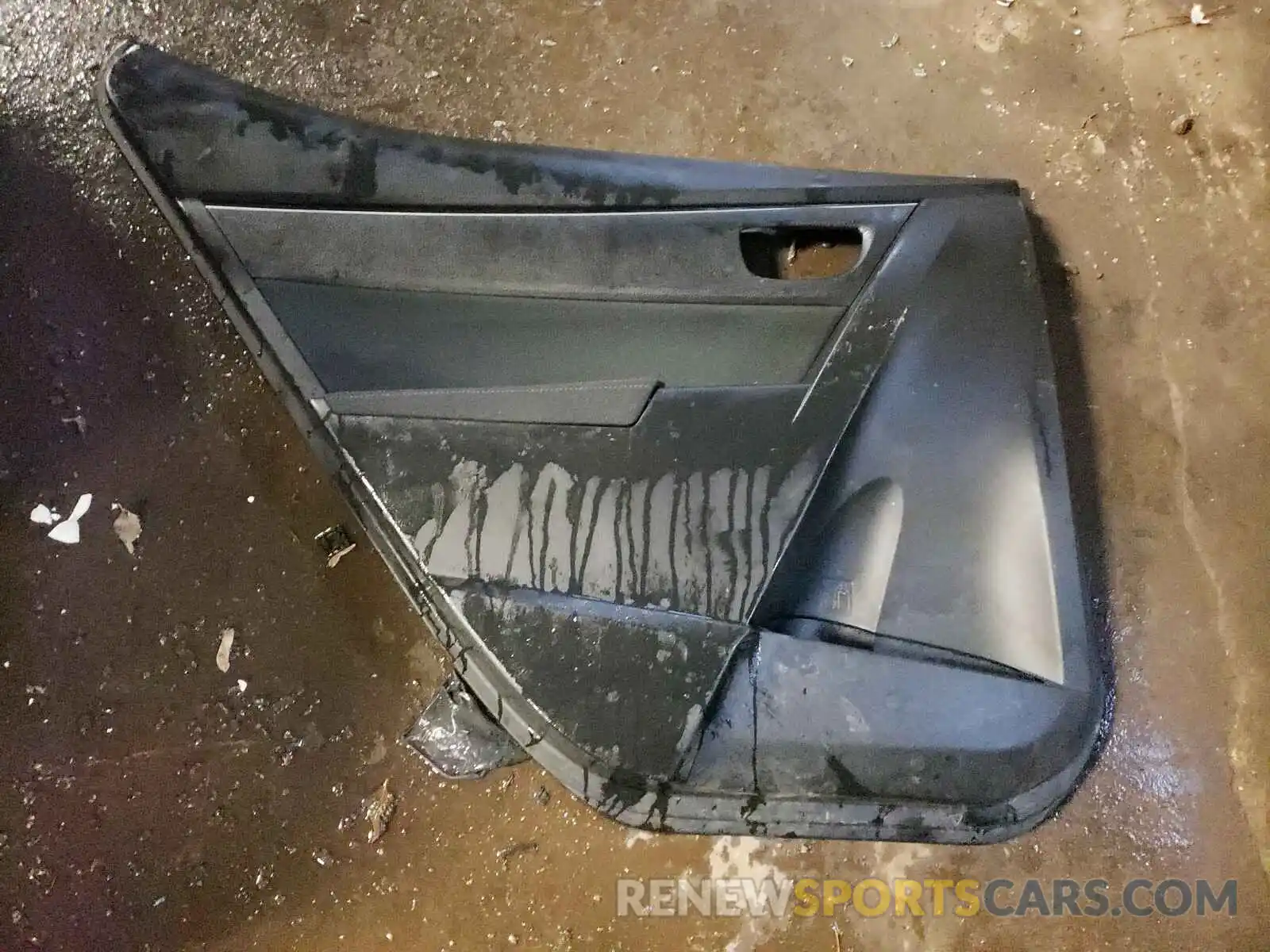 10 Photograph of a damaged car 2T1BURHEXKC152779 TOYOTA COROLLA 2019
