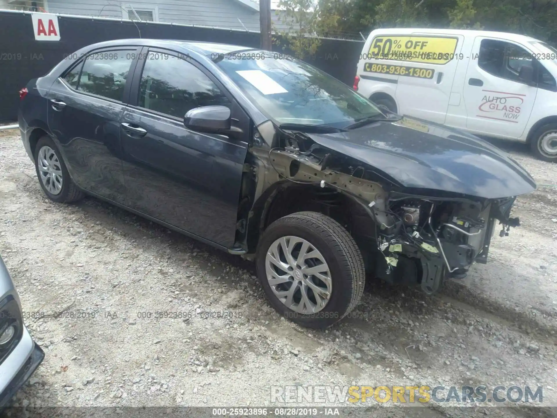 1 Photograph of a damaged car 2T1BURHEXKC152801 TOYOTA COROLLA 2019