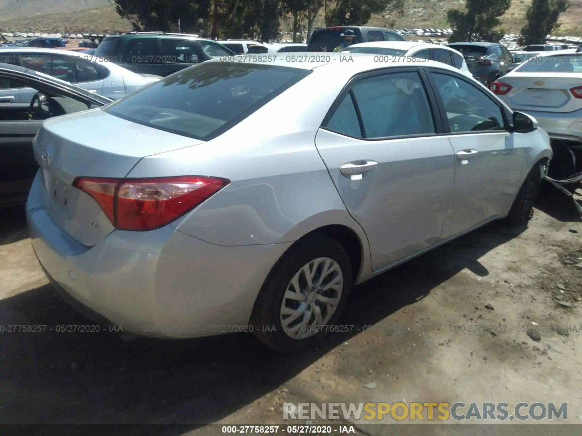 4 Photograph of a damaged car 2T1BURHEXKC153060 TOYOTA COROLLA 2019