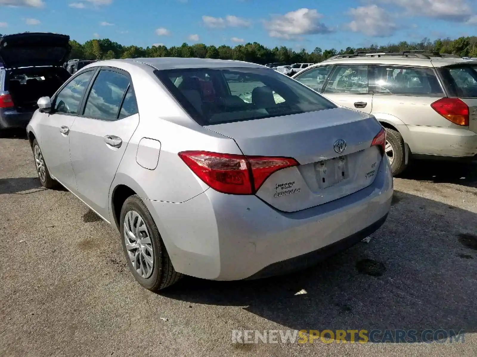 3 Photograph of a damaged car 2T1BURHEXKC153964 TOYOTA COROLLA 2019