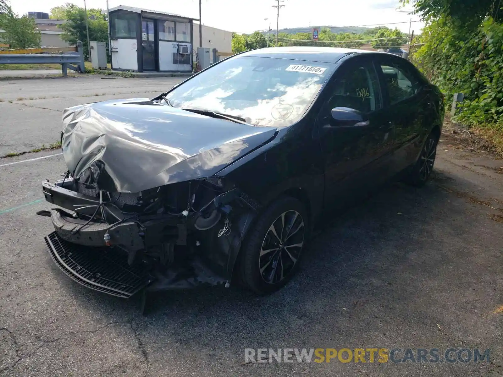 2 Photograph of a damaged car 2T1BURHEXKC154113 TOYOTA COROLLA 2019