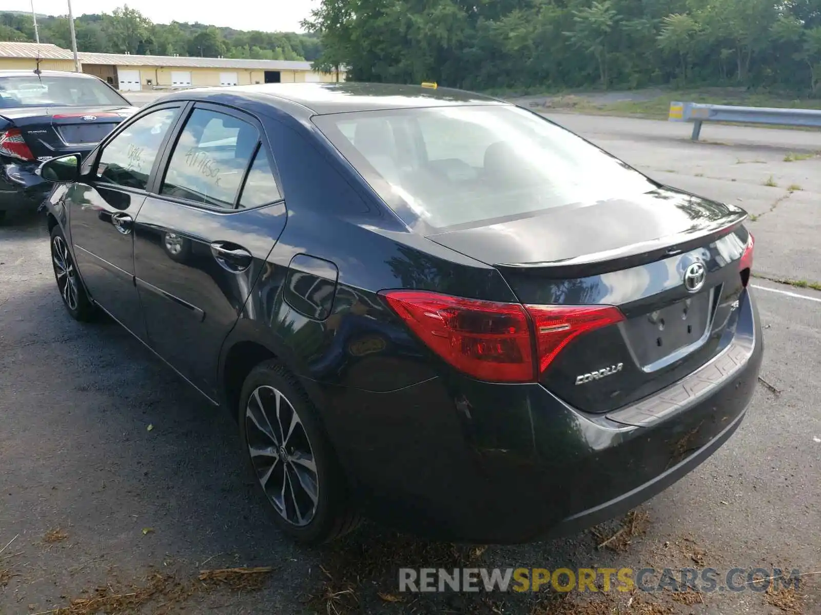 3 Photograph of a damaged car 2T1BURHEXKC154113 TOYOTA COROLLA 2019