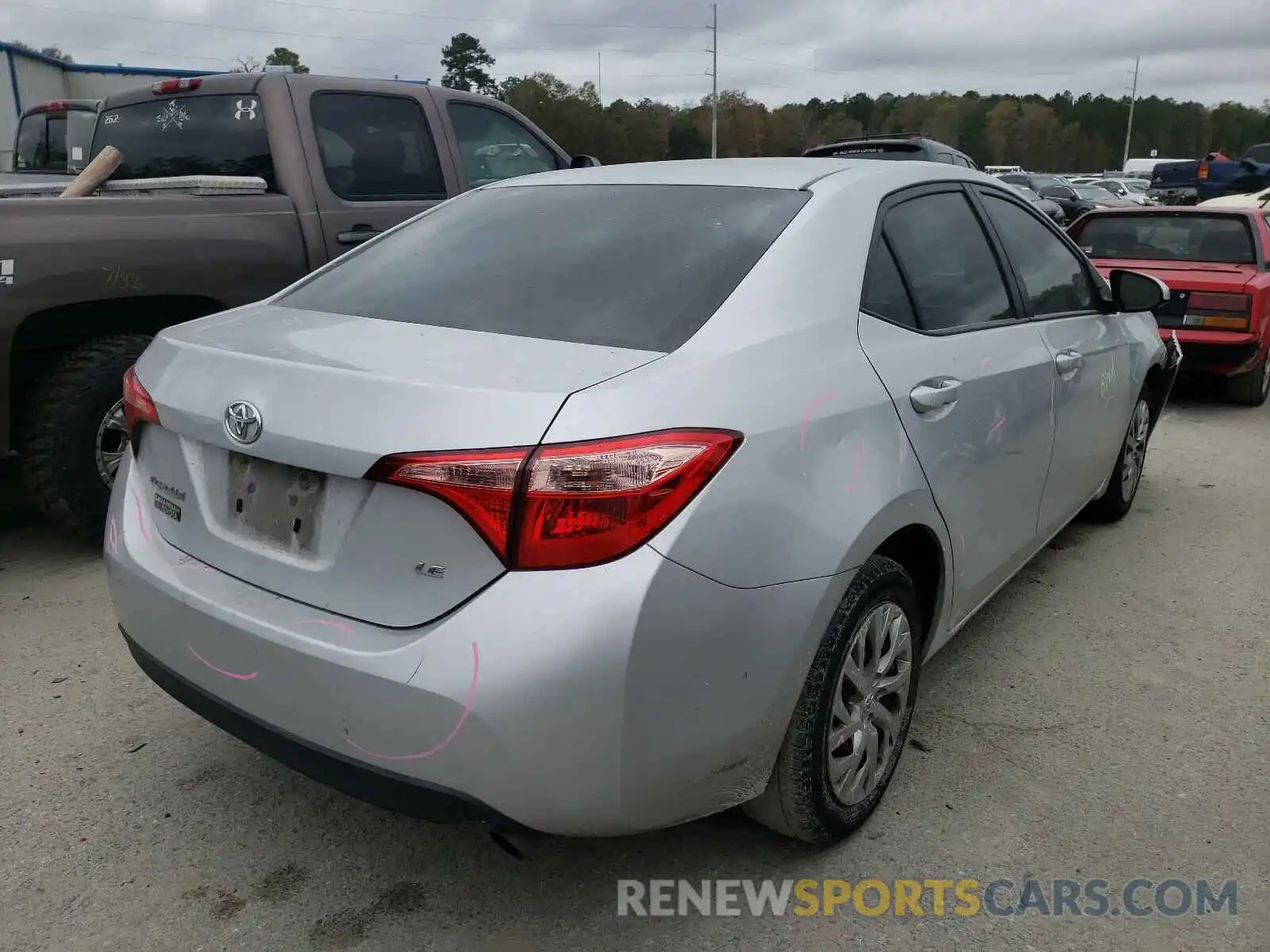 4 Photograph of a damaged car 2T1BURHEXKC157724 TOYOTA COROLLA 2019