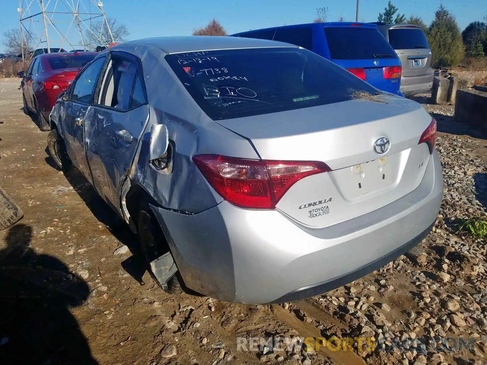 3 Photograph of a damaged car 2T1BURHEXKC157738 TOYOTA COROLLA 2019