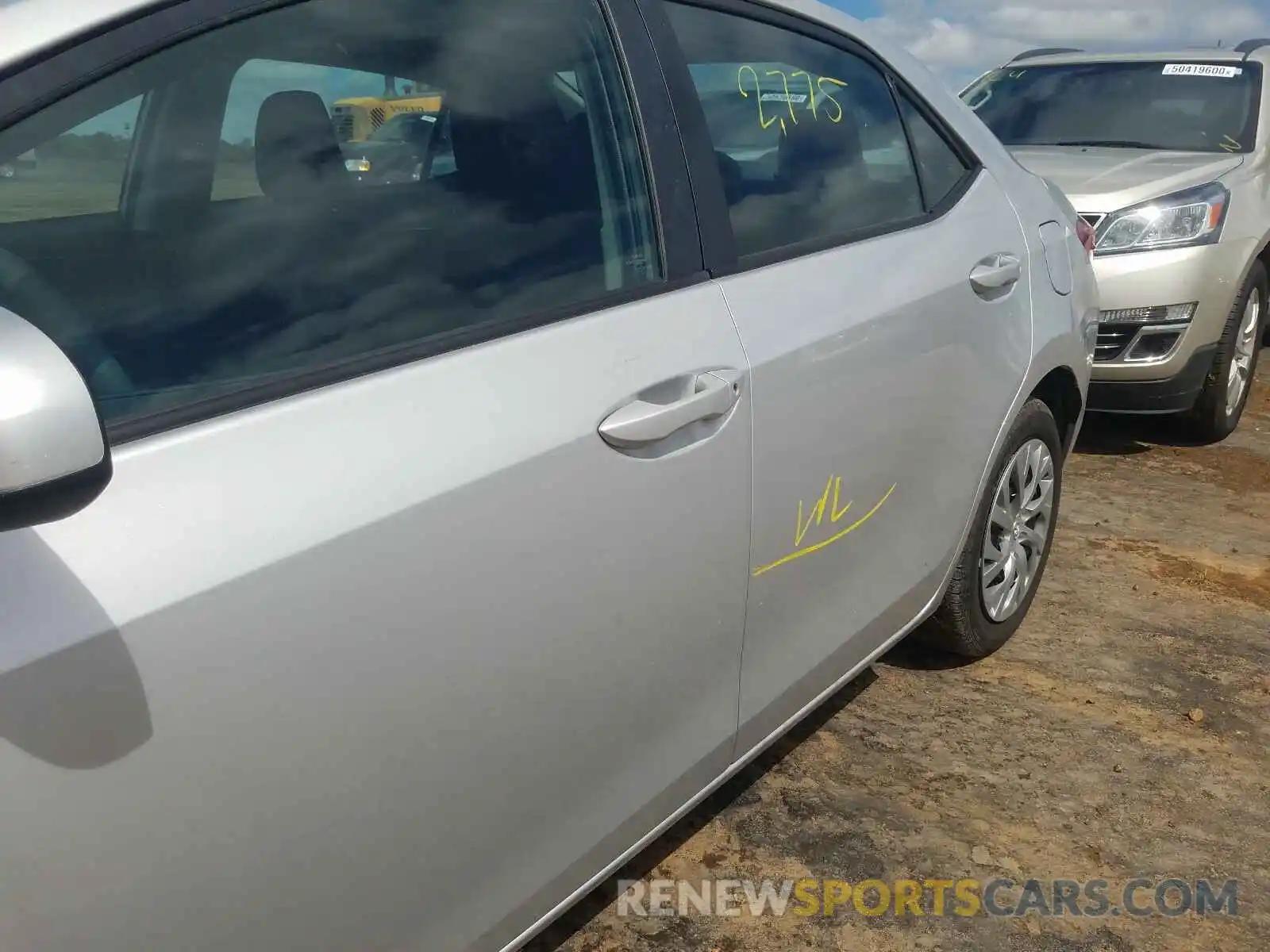 9 Photograph of a damaged car 2T1BURHEXKC158498 TOYOTA COROLLA 2019