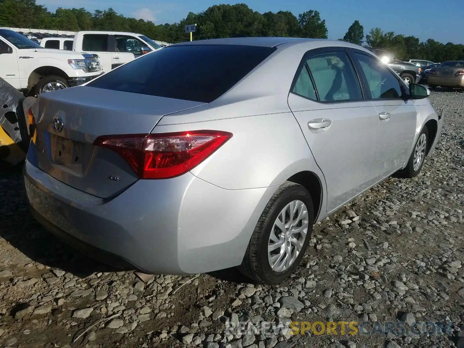 4 Photograph of a damaged car 2T1BURHEXKC159280 TOYOTA COROLLA 2019