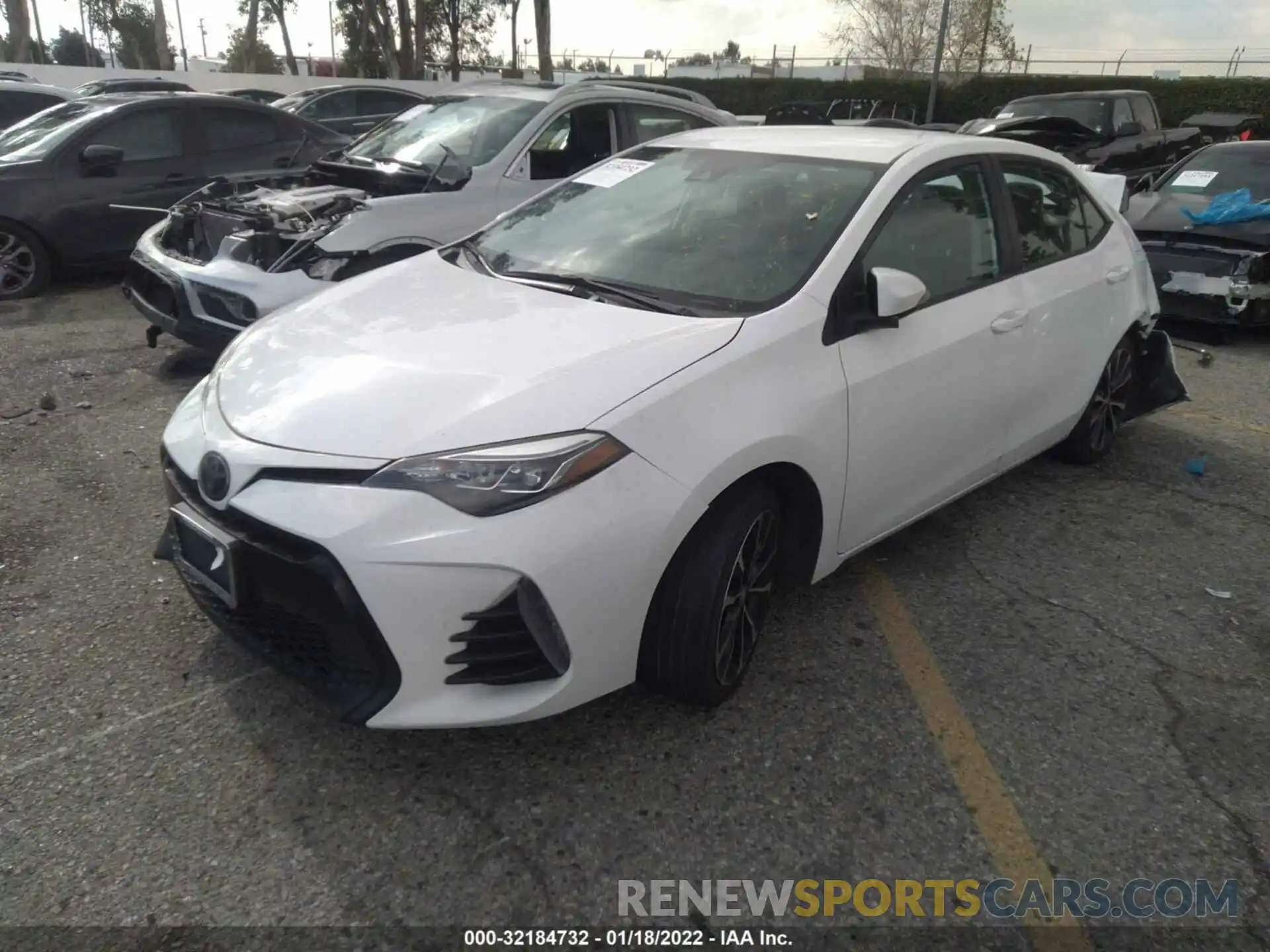 2 Photograph of a damaged car 2T1BURHEXKC160185 TOYOTA COROLLA 2019