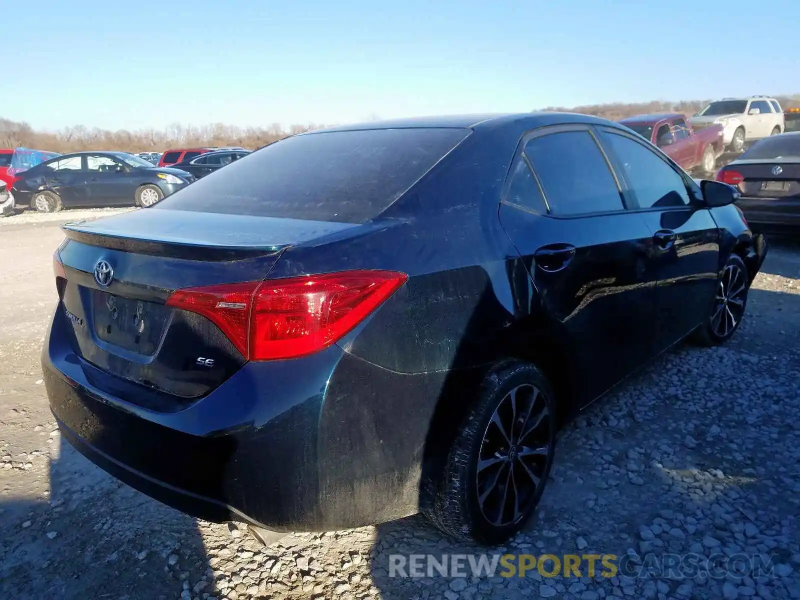 4 Photograph of a damaged car 2T1BURHEXKC160395 TOYOTA COROLLA 2019