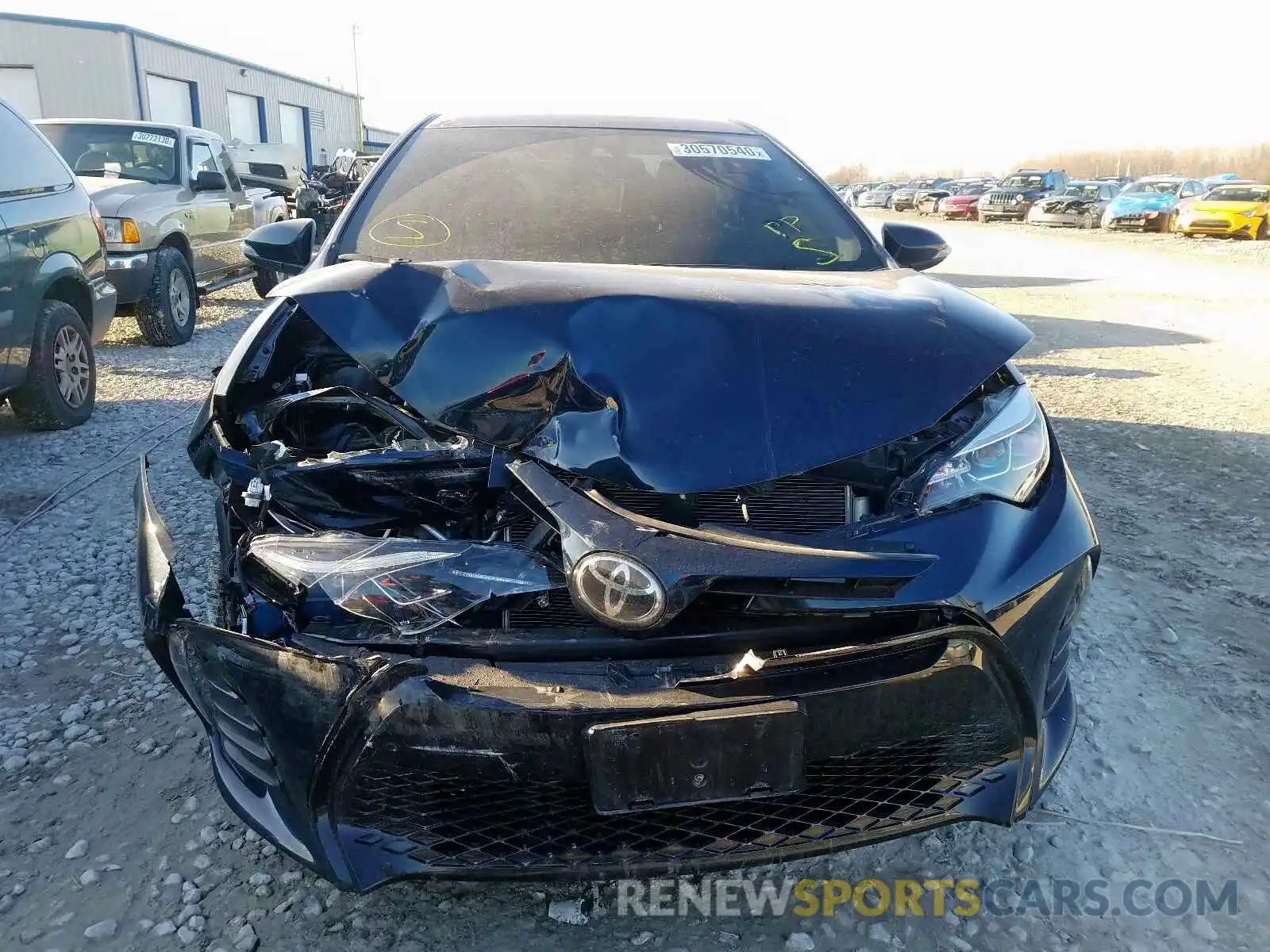 9 Photograph of a damaged car 2T1BURHEXKC160395 TOYOTA COROLLA 2019