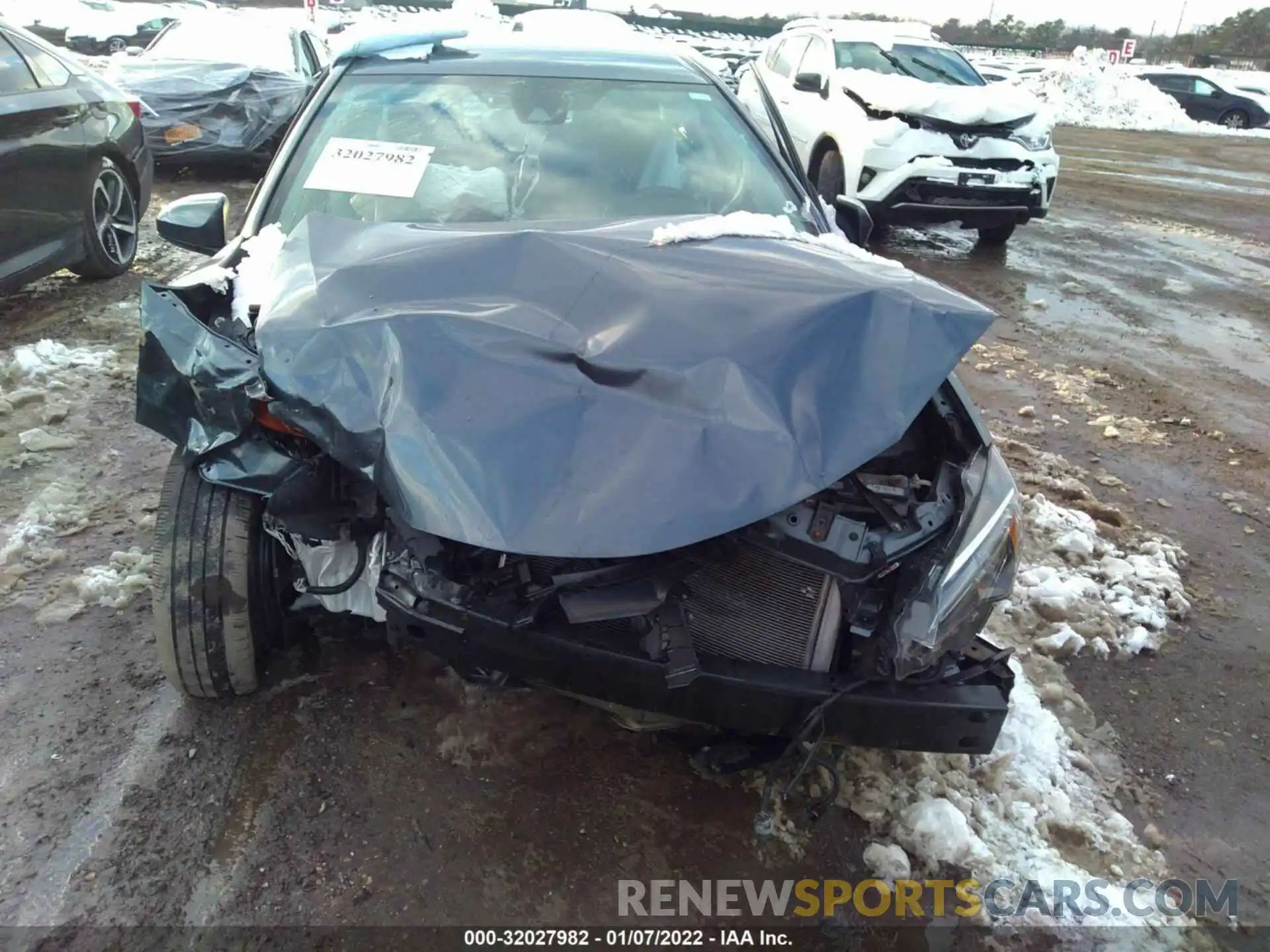 6 Photograph of a damaged car 2T1BURHEXKC160512 TOYOTA COROLLA 2019