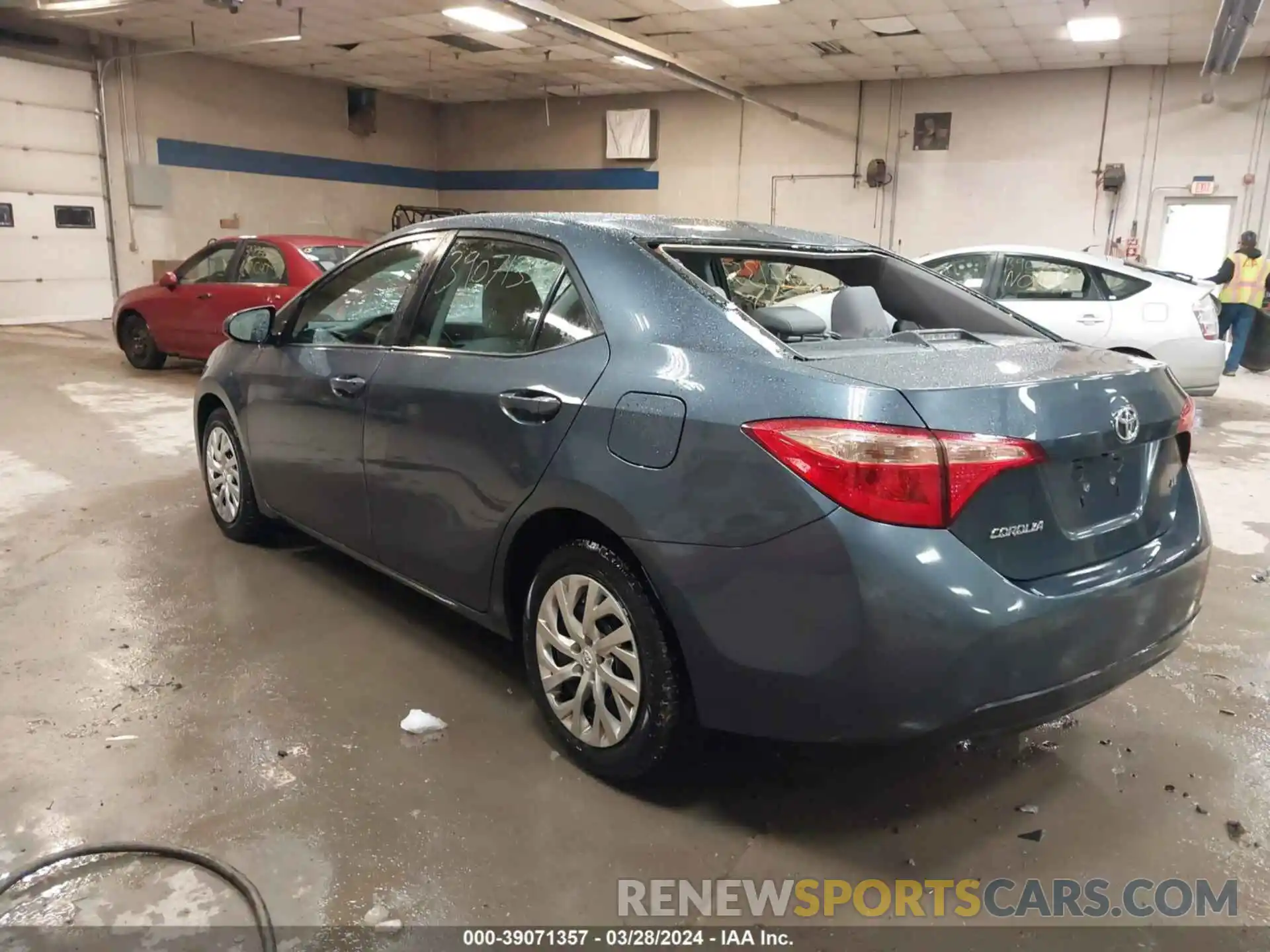 3 Photograph of a damaged car 2T1BURHEXKC160591 TOYOTA COROLLA 2019