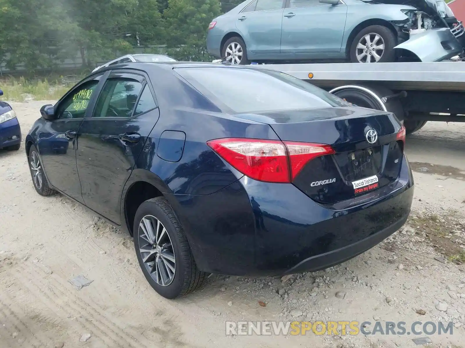 3 Photograph of a damaged car 2T1BURHEXKC161112 TOYOTA COROLLA 2019