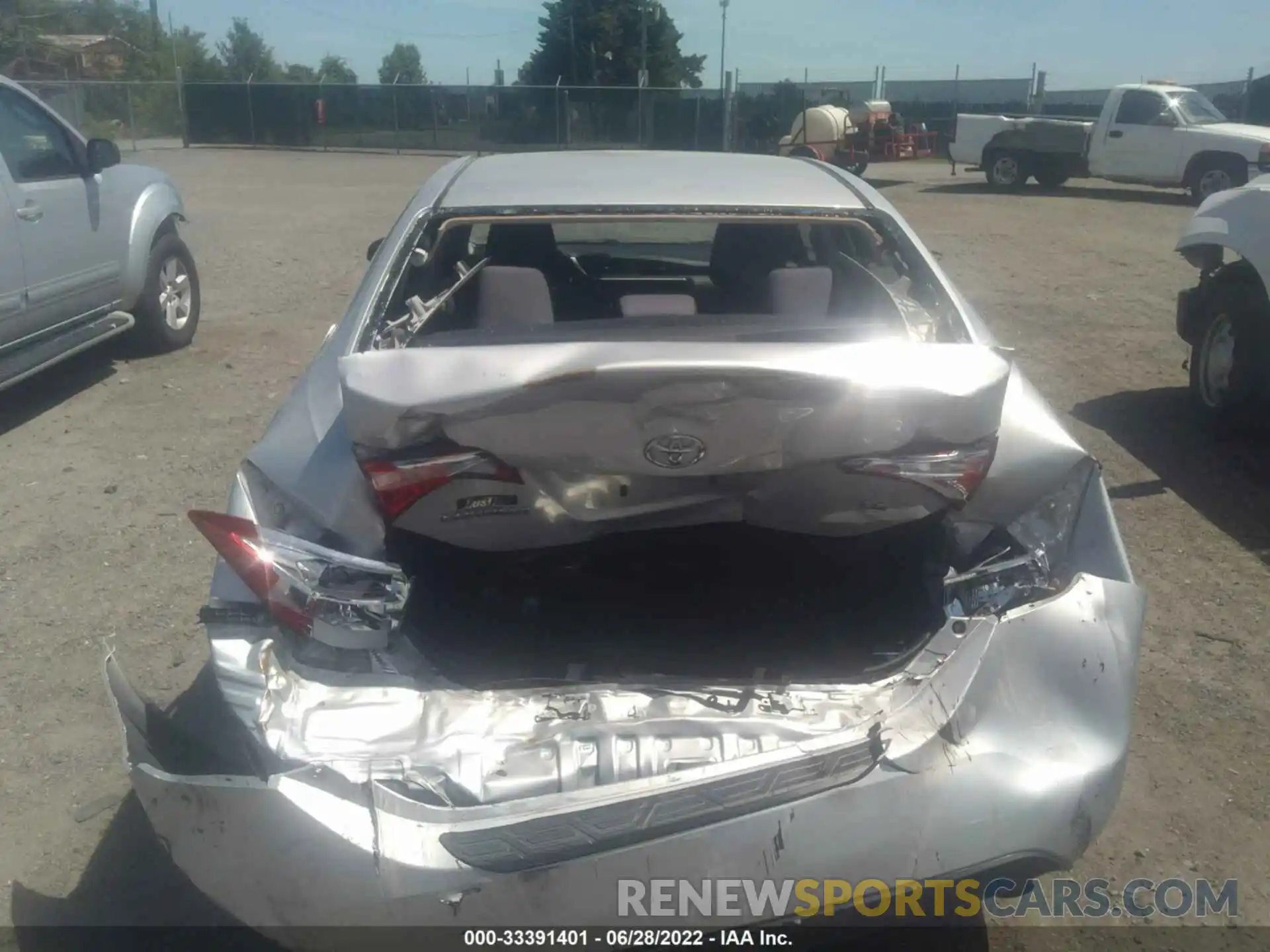 6 Photograph of a damaged car 2T1BURHEXKC161949 TOYOTA COROLLA 2019