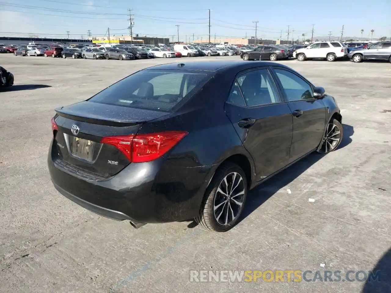 4 Photograph of a damaged car 2T1BURHEXKC163071 TOYOTA COROLLA 2019