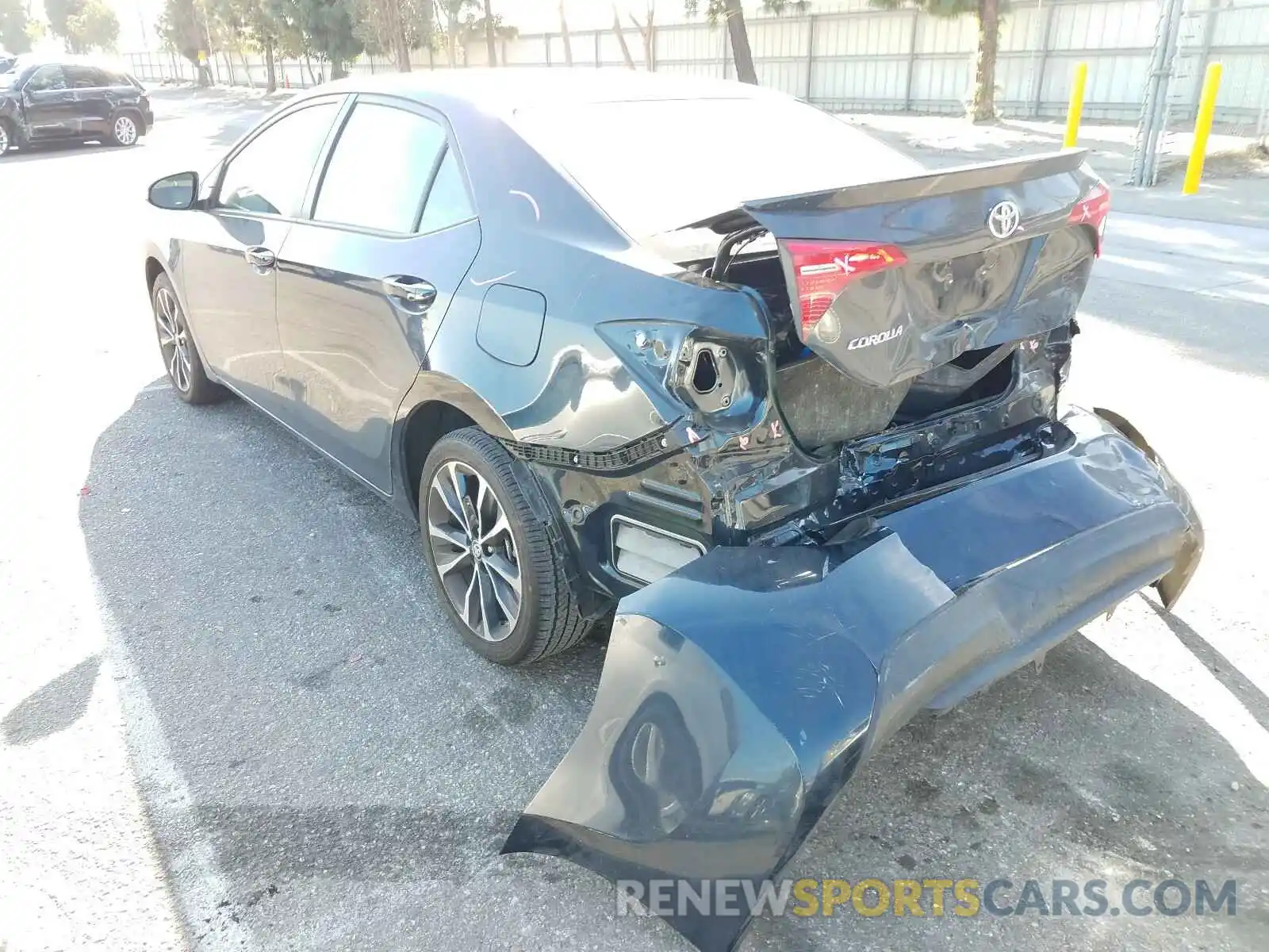 3 Photograph of a damaged car 2T1BURHEXKC164009 TOYOTA COROLLA 2019