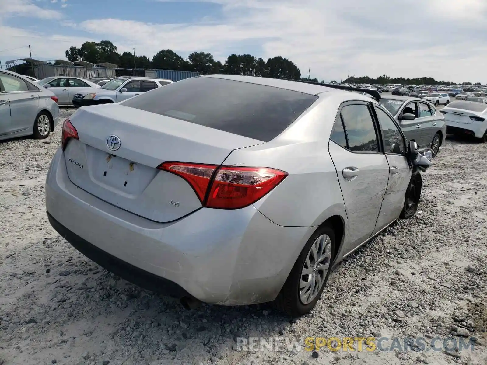 4 Photograph of a damaged car 2T1BURHEXKC164589 TOYOTA COROLLA 2019