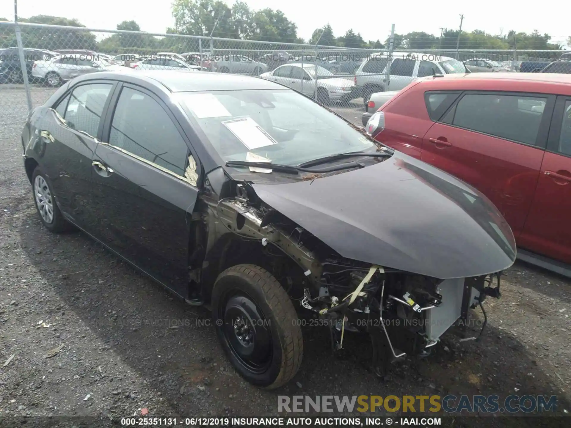 1 Photograph of a damaged car 2T1BURHEXKC166407 TOYOTA COROLLA 2019