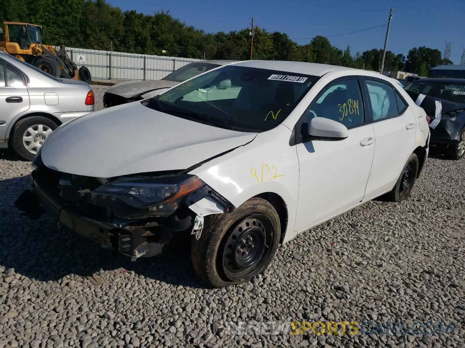 2 Photograph of a damaged car 2T1BURHEXKC167153 TOYOTA COROLLA 2019