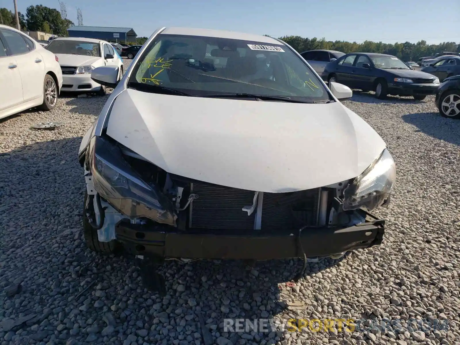 9 Photograph of a damaged car 2T1BURHEXKC167153 TOYOTA COROLLA 2019