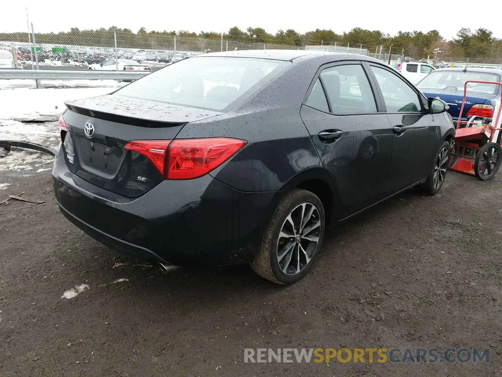 4 Photograph of a damaged car 2T1BURHEXKC168142 TOYOTA COROLLA 2019