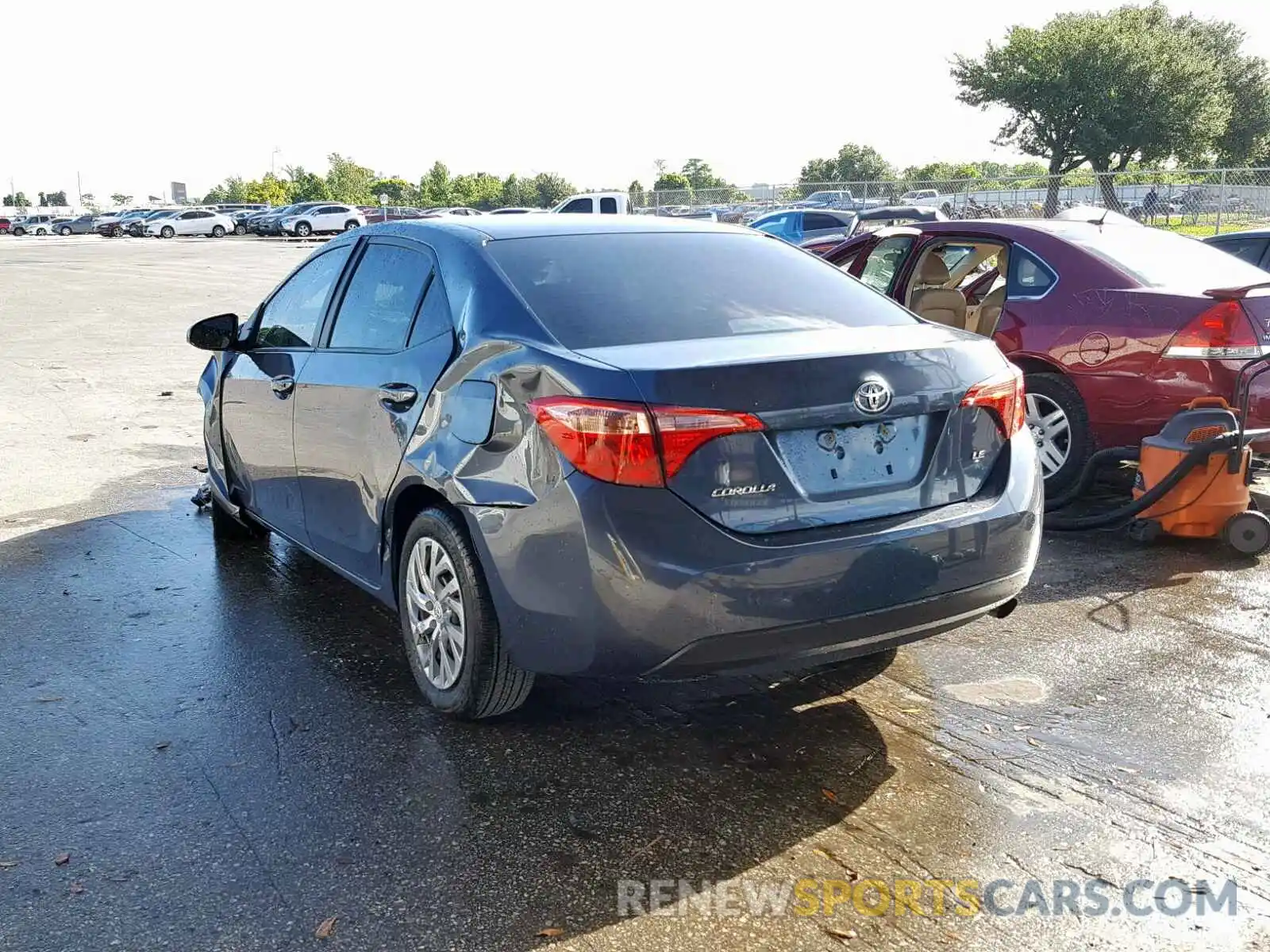 3 Photograph of a damaged car 2T1BURHEXKC169145 TOYOTA COROLLA 2019