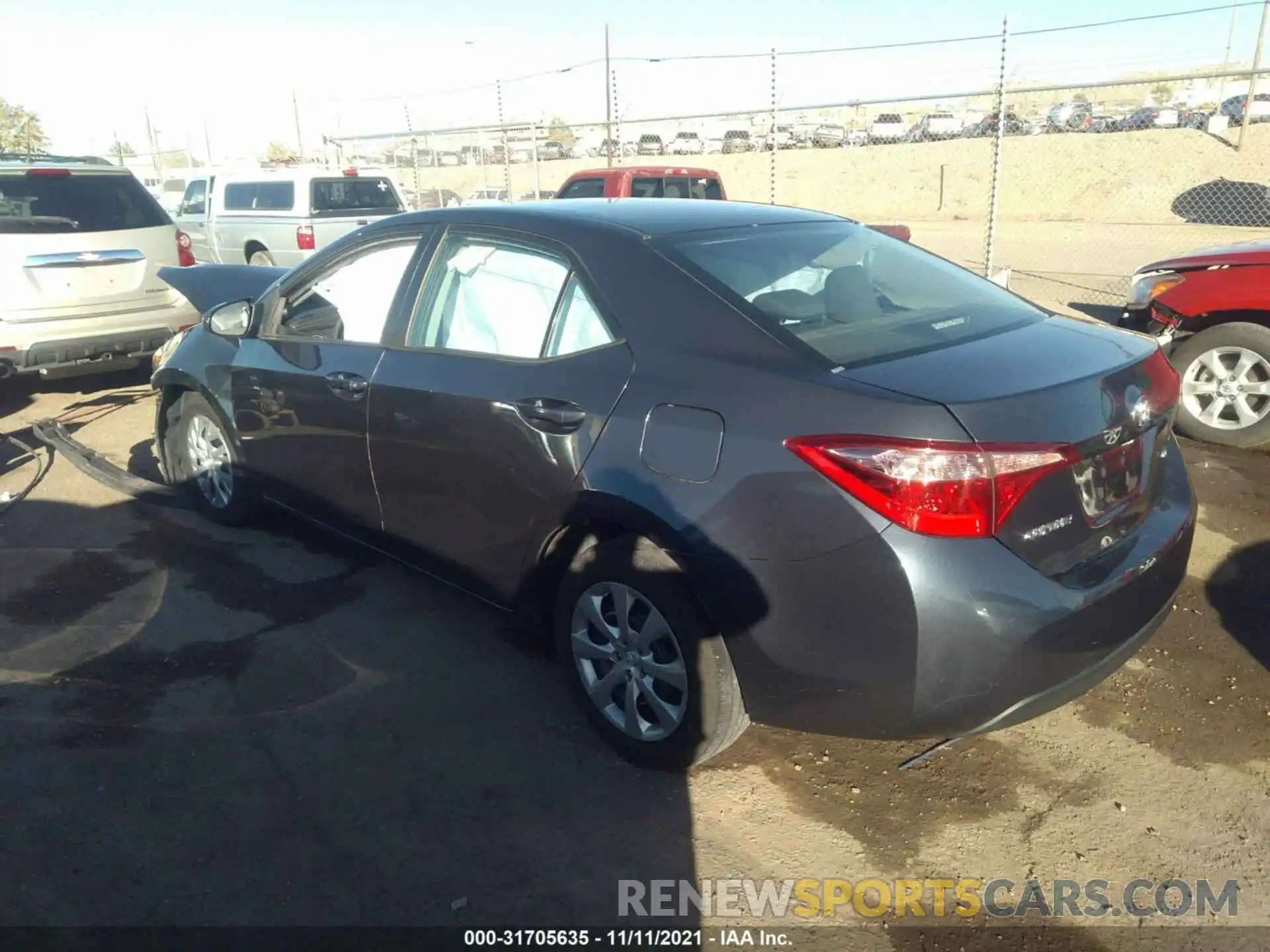 3 Photograph of a damaged car 2T1BURHEXKC169422 TOYOTA COROLLA 2019