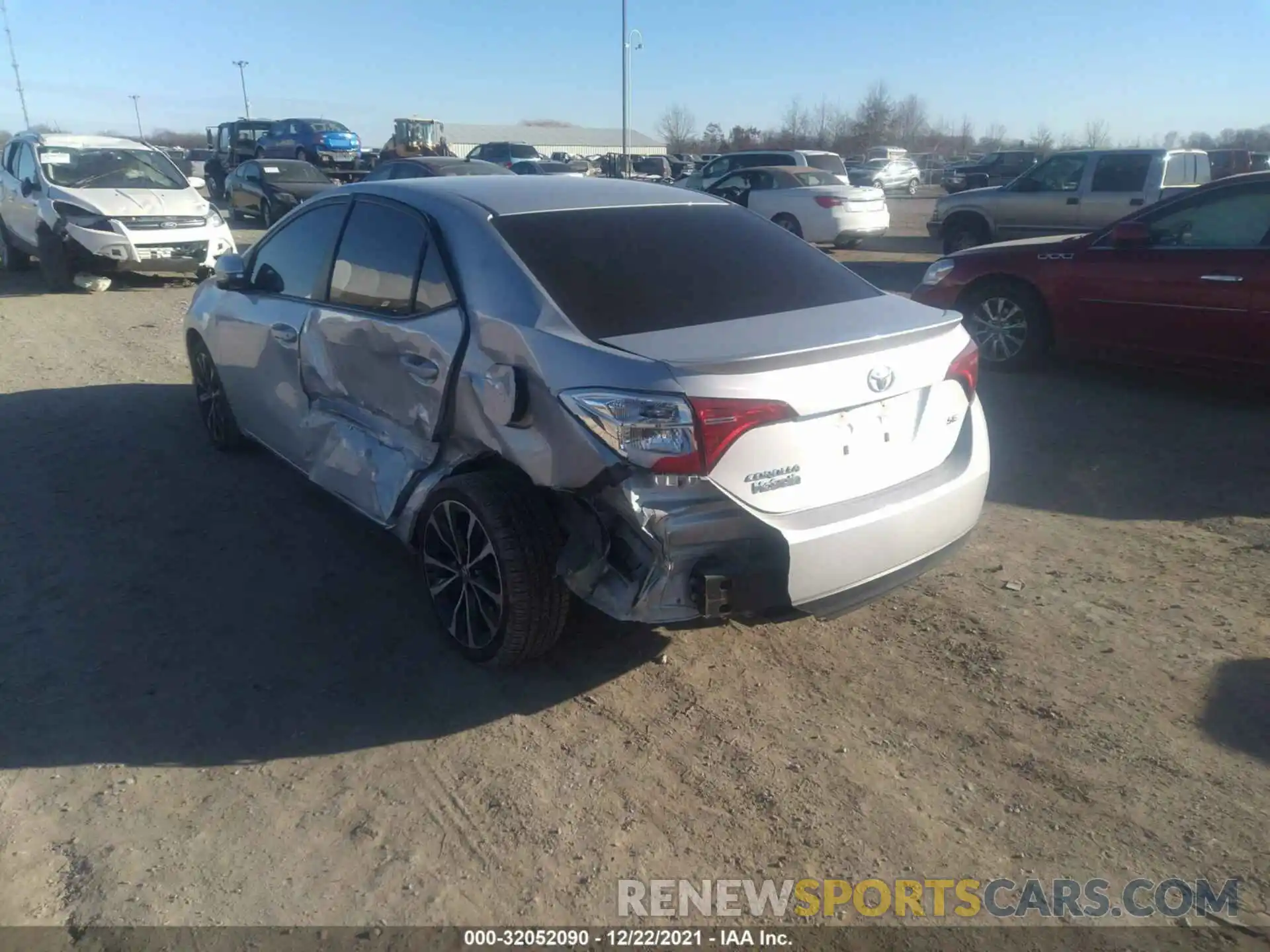 3 Photograph of a damaged car 2T1BURHEXKC169694 TOYOTA COROLLA 2019