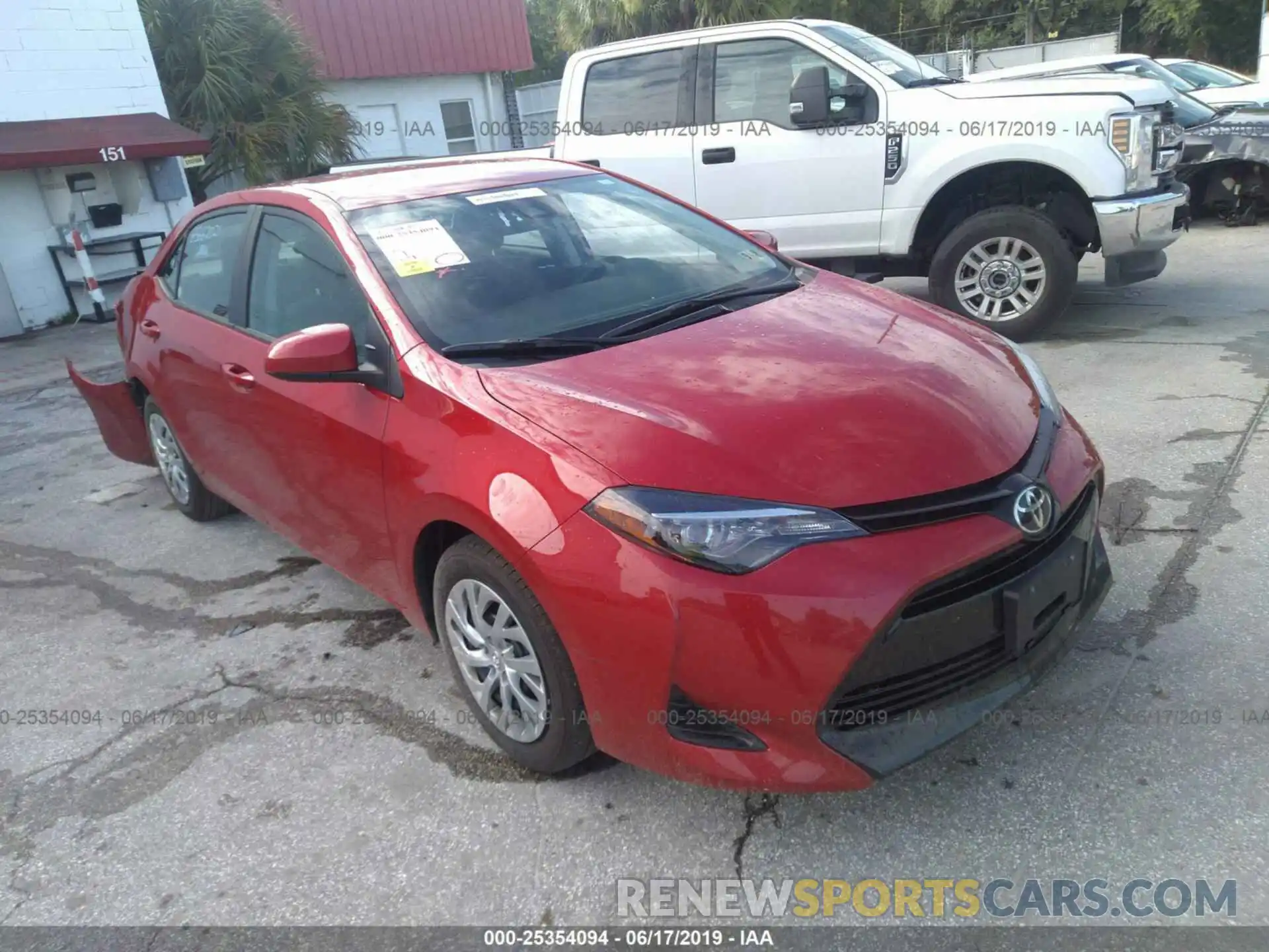 1 Photograph of a damaged car 2T1BURHEXKC170196 TOYOTA COROLLA 2019