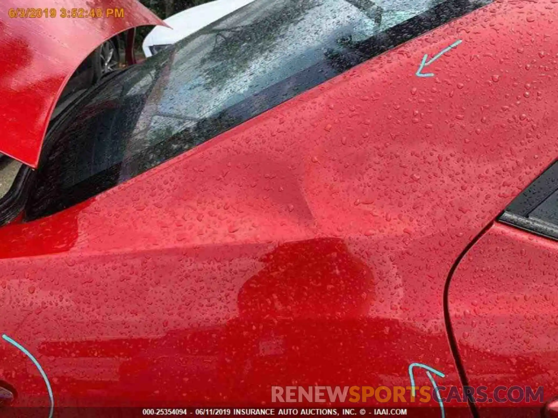 12 Photograph of a damaged car 2T1BURHEXKC170196 TOYOTA COROLLA 2019