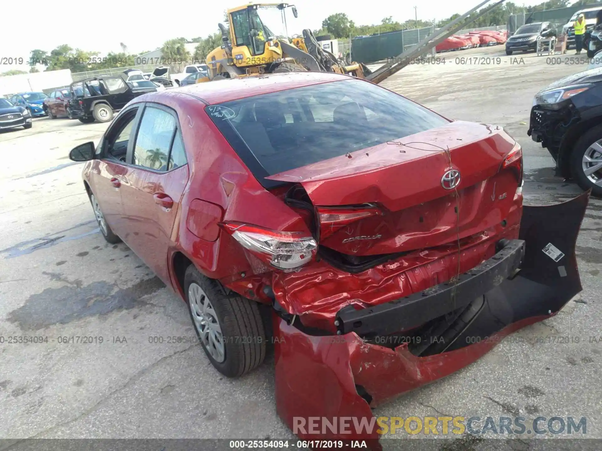 3 Photograph of a damaged car 2T1BURHEXKC170196 TOYOTA COROLLA 2019