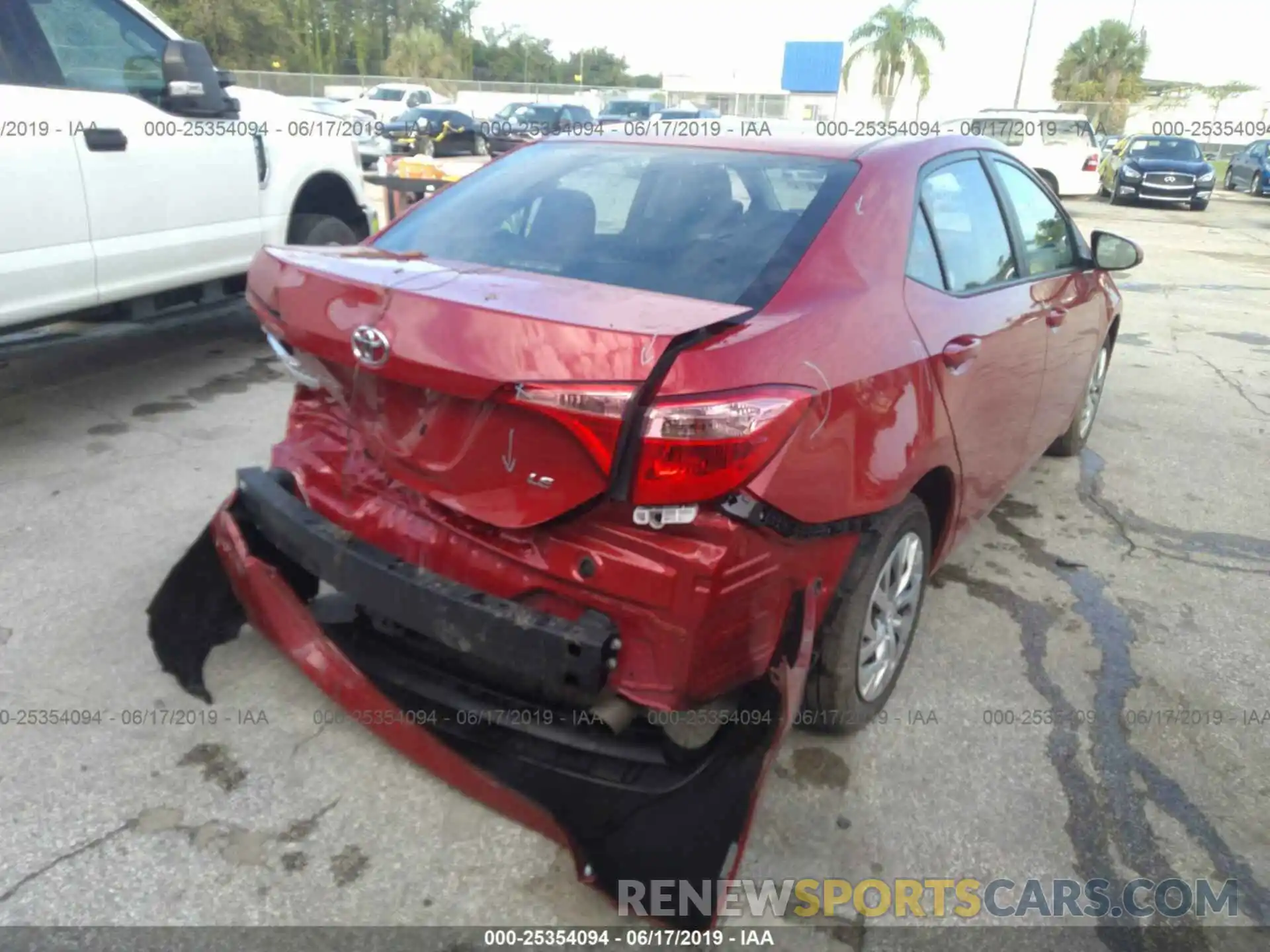 6 Photograph of a damaged car 2T1BURHEXKC170196 TOYOTA COROLLA 2019