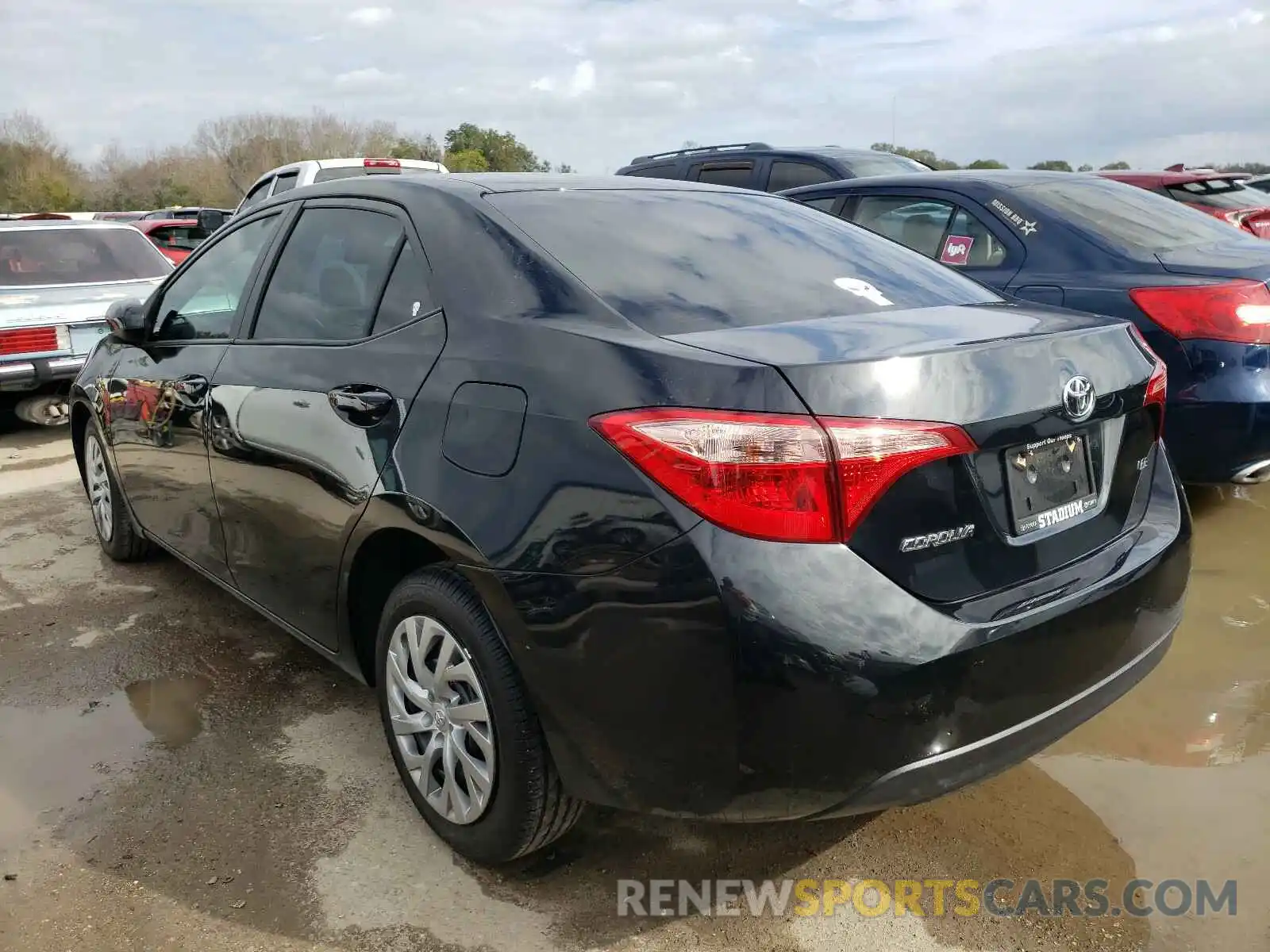 3 Photograph of a damaged car 2T1BURHEXKC170506 TOYOTA COROLLA 2019